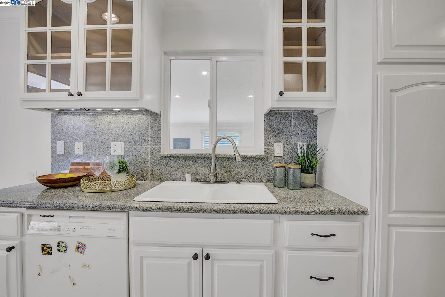 Detail Gallery Image 12 of 39 For 41025 Pajaro Dr, Fremont,  CA 94539 - 4 Beds | 2 Baths