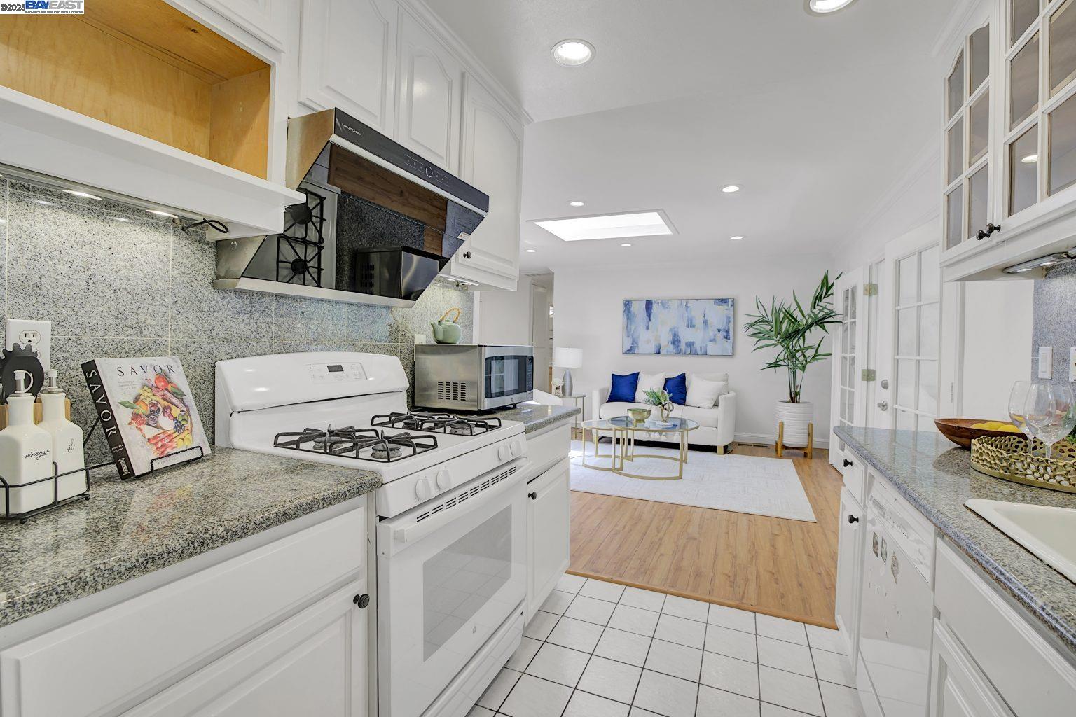 Detail Gallery Image 10 of 39 For 41025 Pajaro Dr, Fremont,  CA 94539 - 4 Beds | 2 Baths
