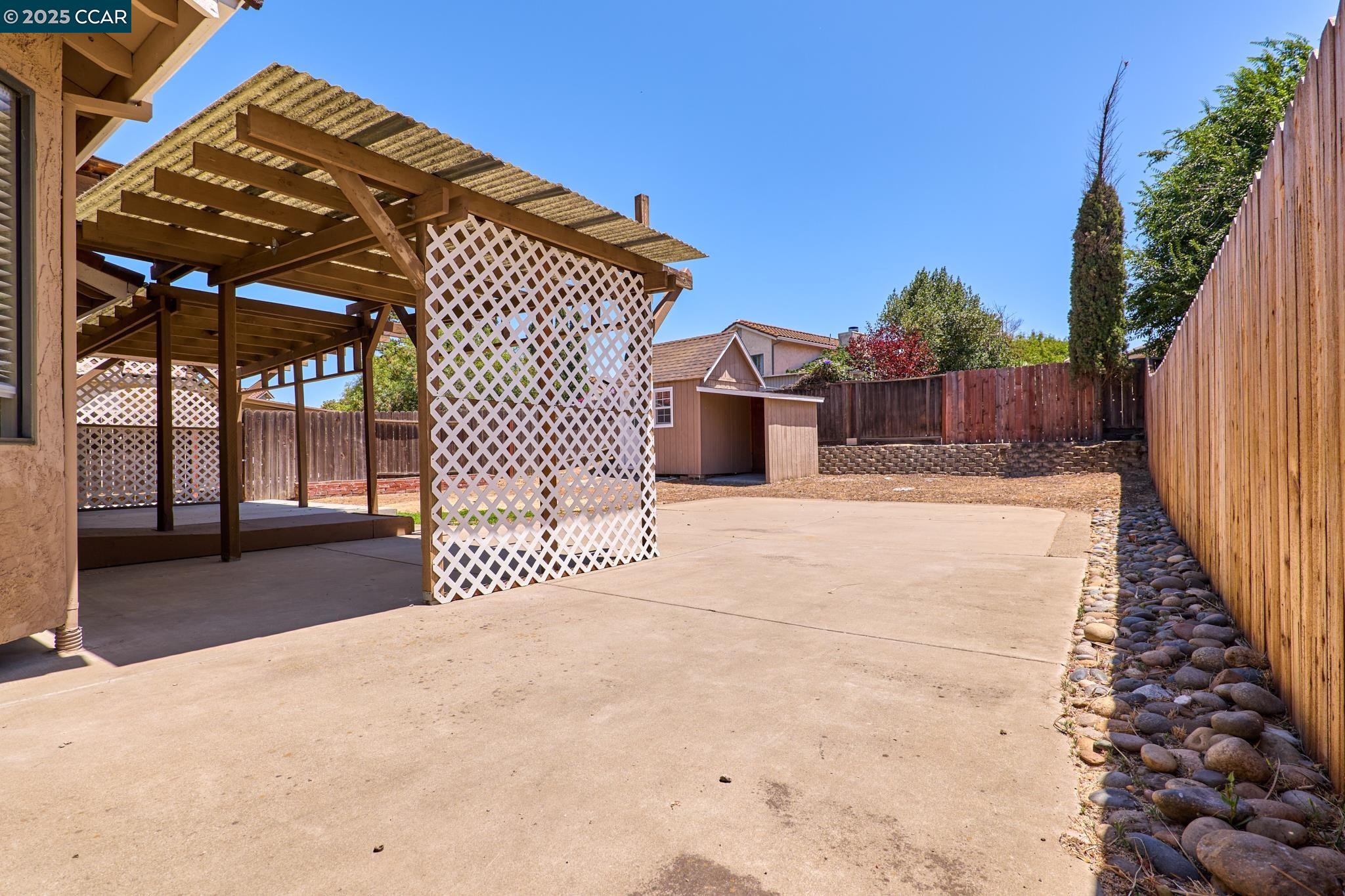 Detail Gallery Image 25 of 26 For 2728 Almondridge Dr, Antioch,  CA 94509 - 4 Beds | 3 Baths