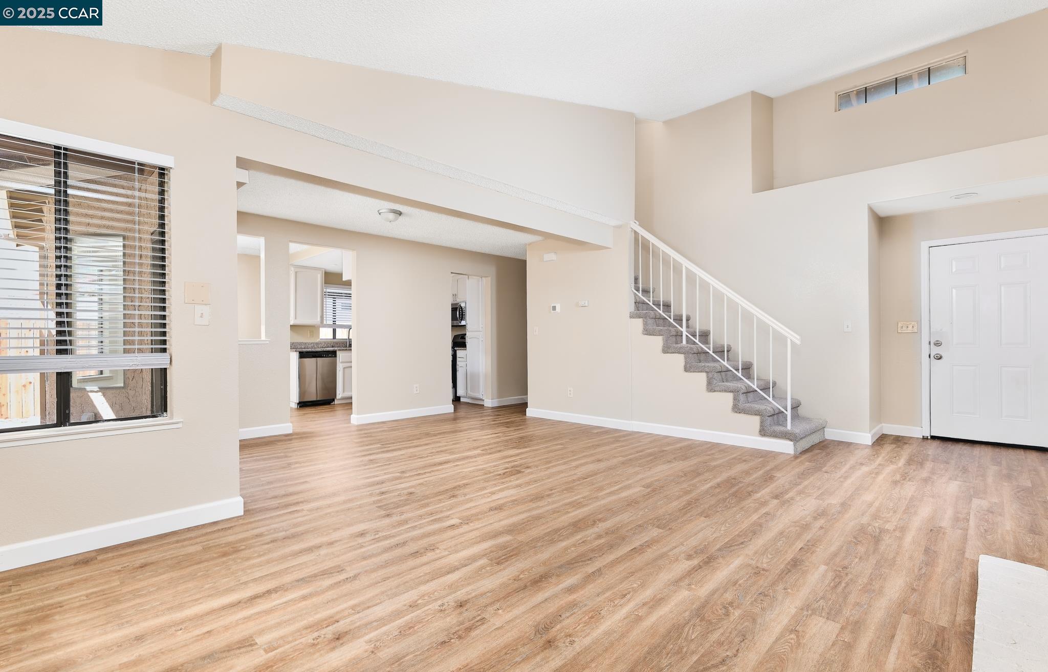 Detail Gallery Image 8 of 26 For 2728 Almondridge Dr, Antioch,  CA 94509 - 4 Beds | 3 Baths