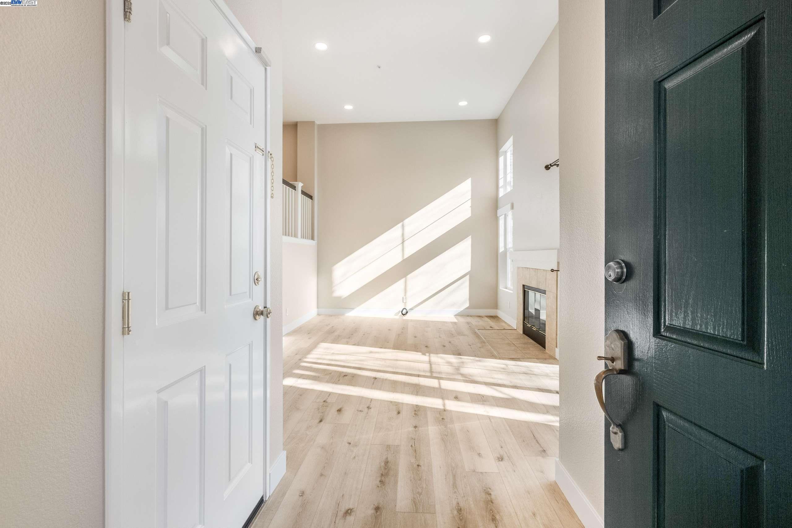 Detail Gallery Image 17 of 50 For 4579 Mangrove Dr, Dublin,  CA 94568 - 3 Beds | 2/1 Baths