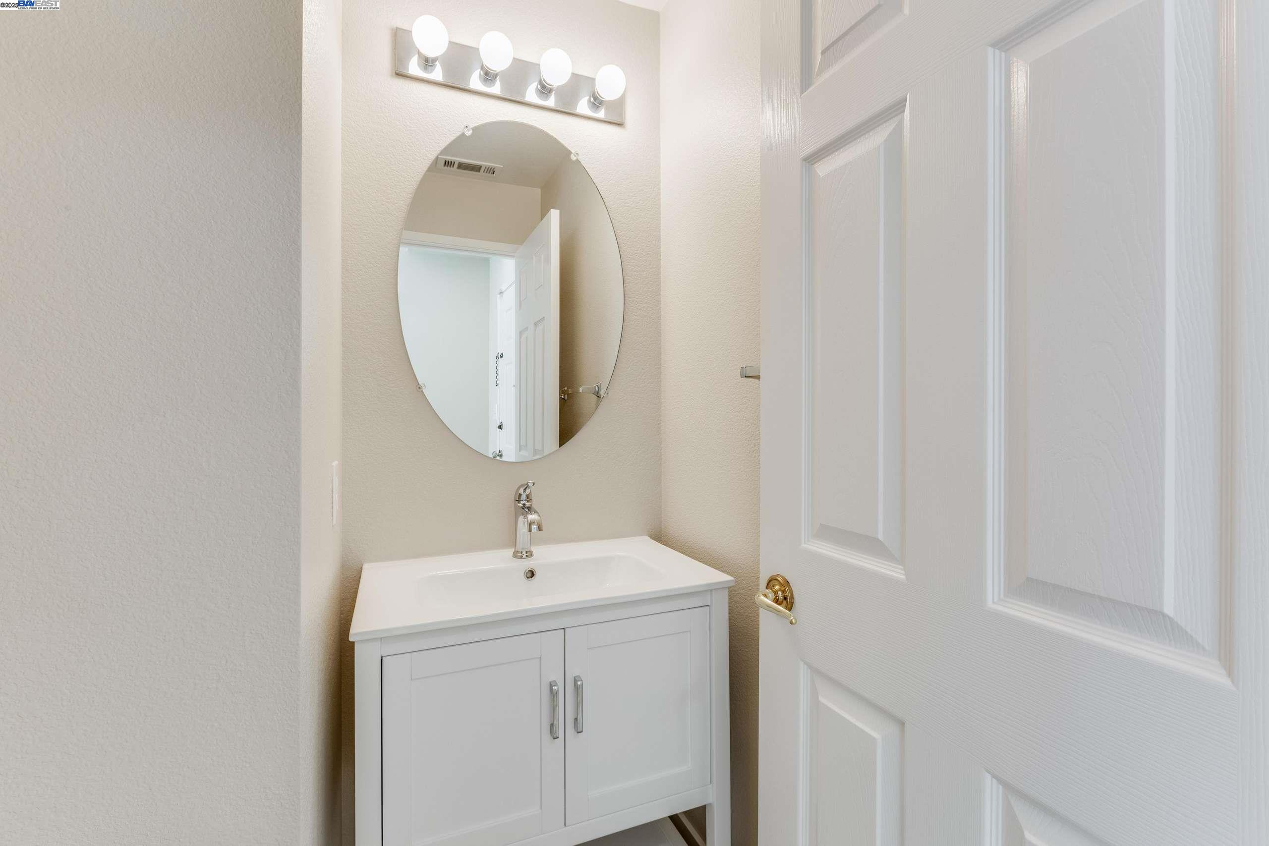 Detail Gallery Image 18 of 50 For 4579 Mangrove Dr, Dublin,  CA 94568 - 3 Beds | 2/1 Baths