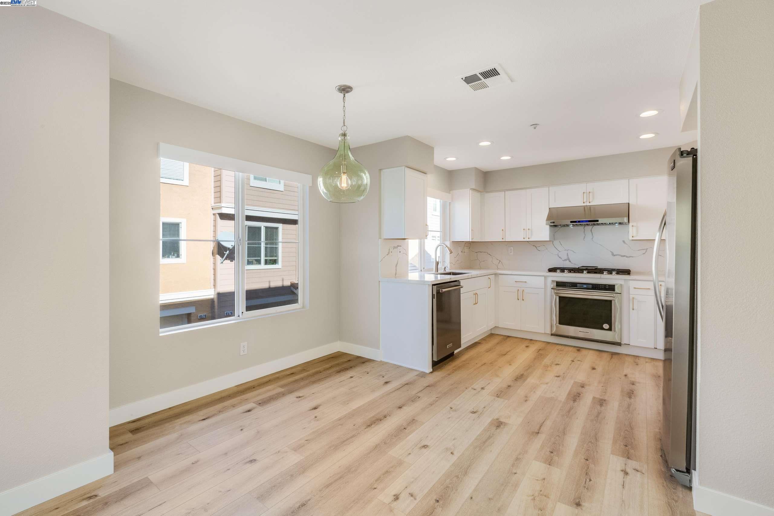 Detail Gallery Image 25 of 50 For 4579 Mangrove Dr, Dublin,  CA 94568 - 3 Beds | 2/1 Baths