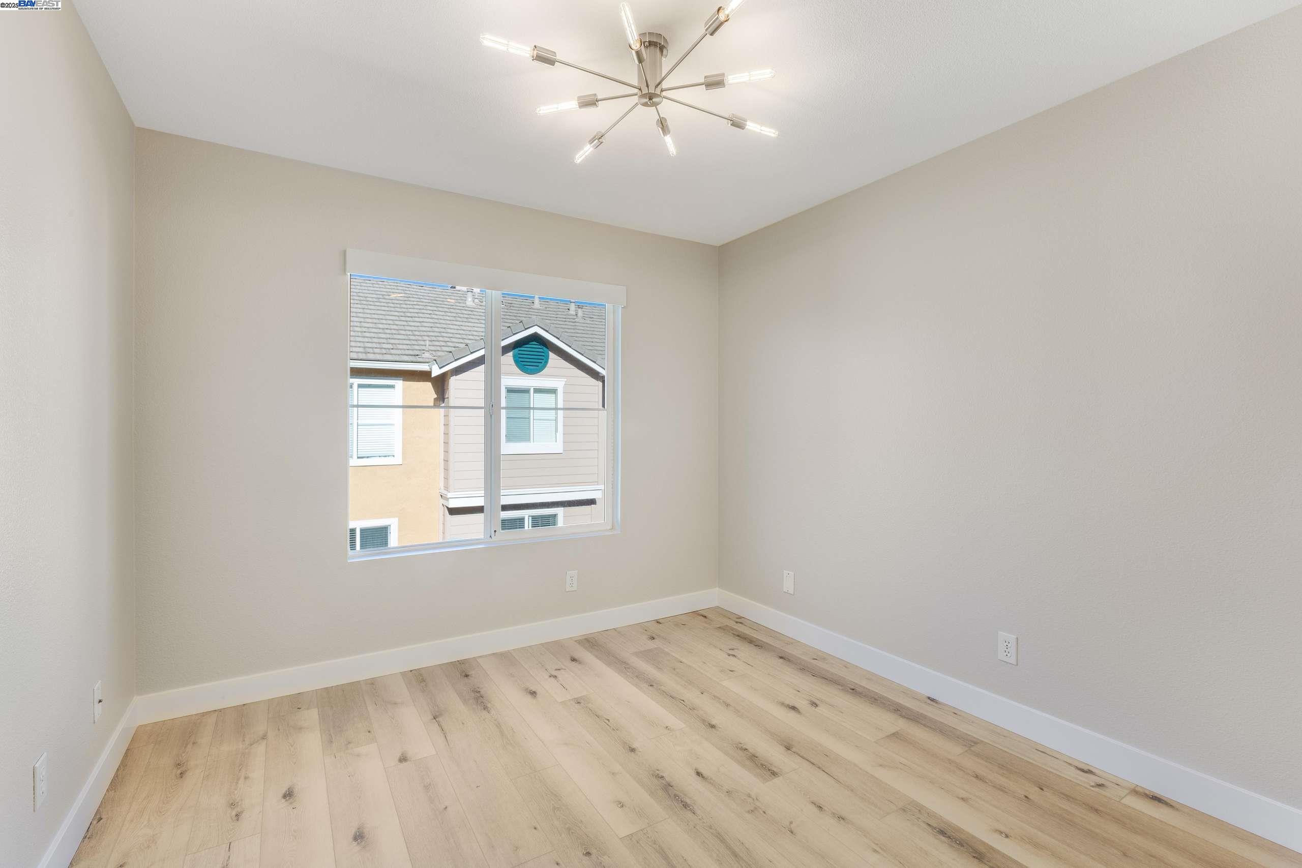 Detail Gallery Image 40 of 50 For 4579 Mangrove Dr, Dublin,  CA 94568 - 3 Beds | 2/1 Baths