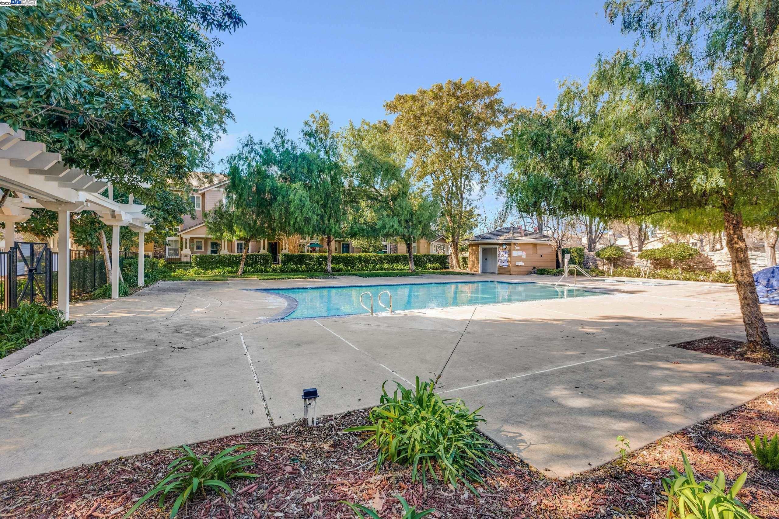 Detail Gallery Image 49 of 50 For 4579 Mangrove Dr, Dublin,  CA 94568 - 3 Beds | 2/1 Baths