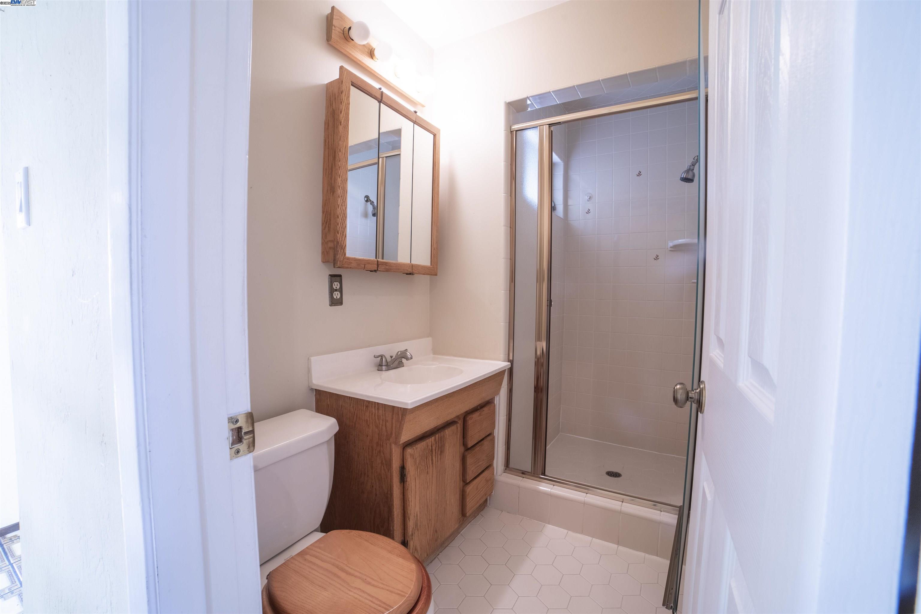 Detail Gallery Image 11 of 26 For 5083 Miramar, San Jose,  CA 95129 - 3 Beds | 2 Baths