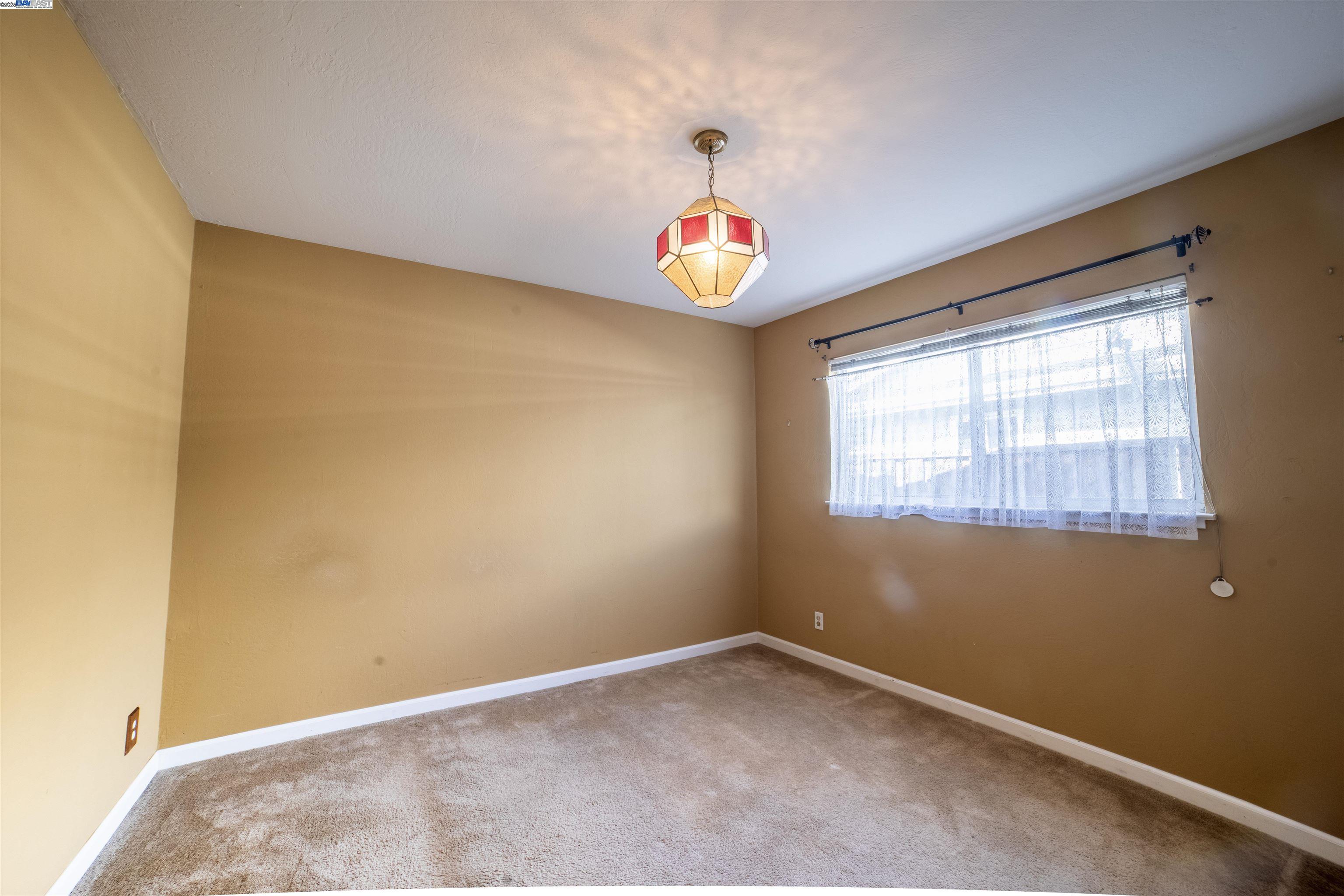 Detail Gallery Image 16 of 26 For 5083 Miramar, San Jose,  CA 95129 - 3 Beds | 2 Baths