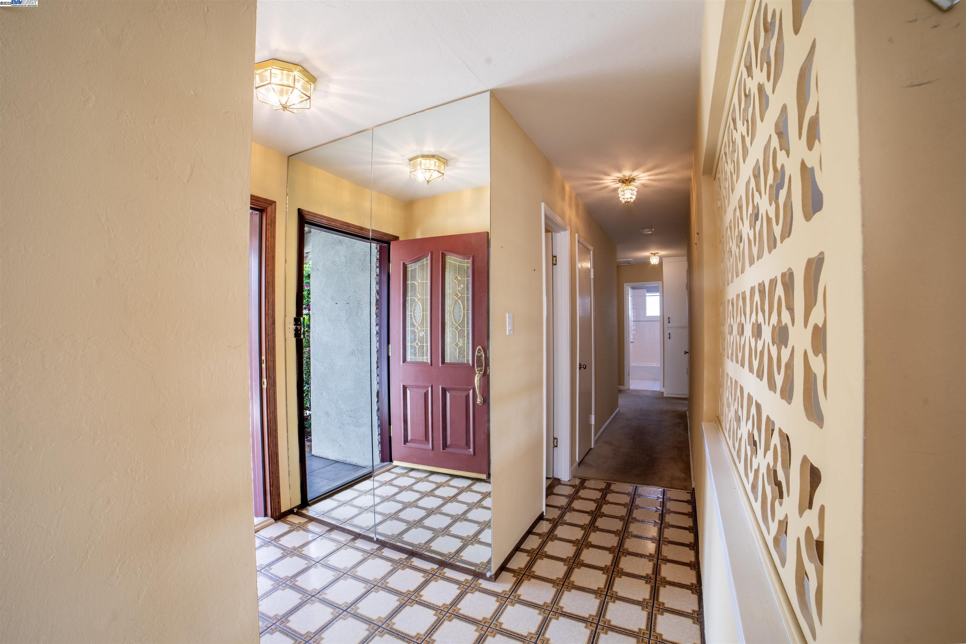 Detail Gallery Image 10 of 26 For 5083 Miramar, San Jose,  CA 95129 - 3 Beds | 2 Baths