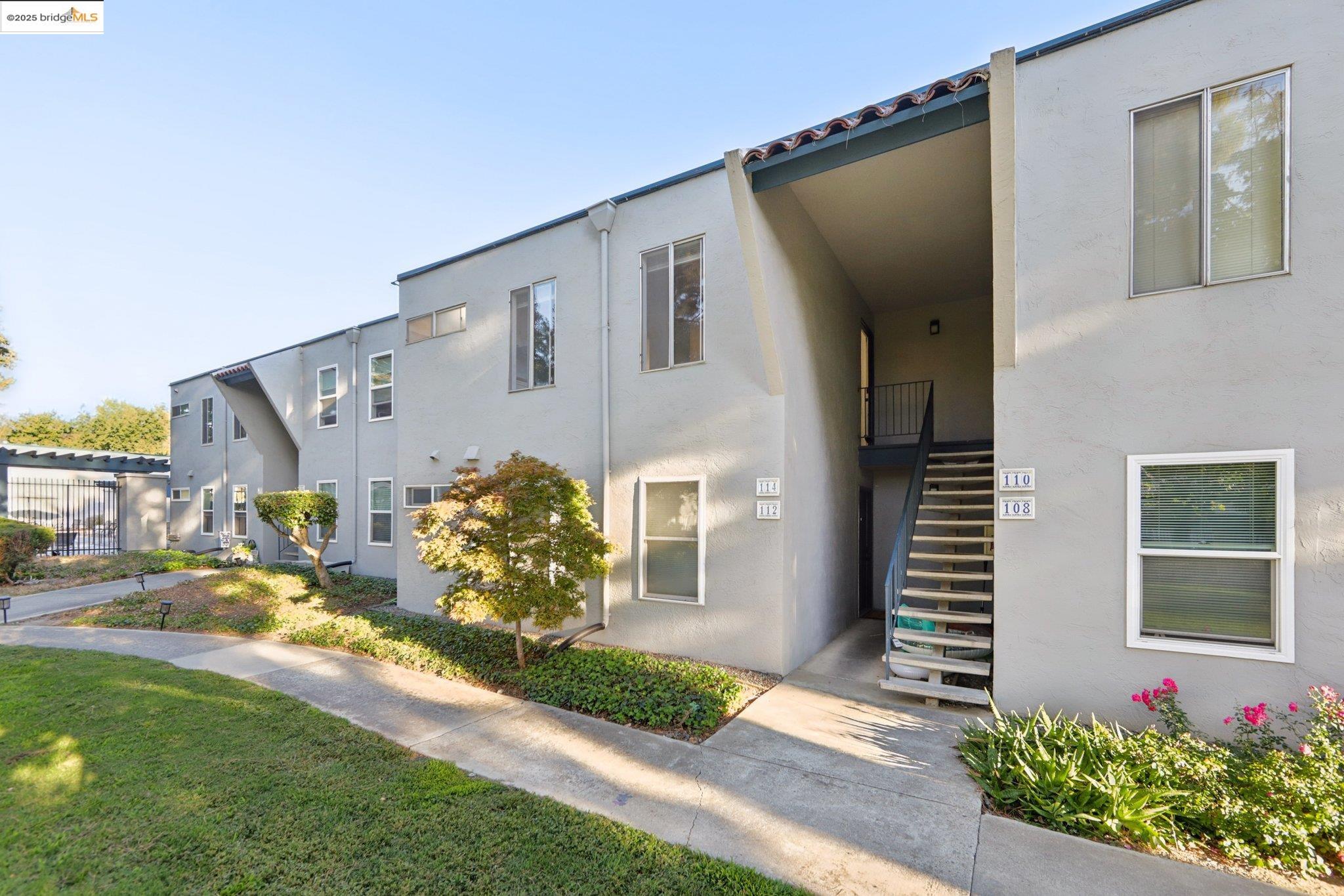 Photo #2: 41103778 Listing 