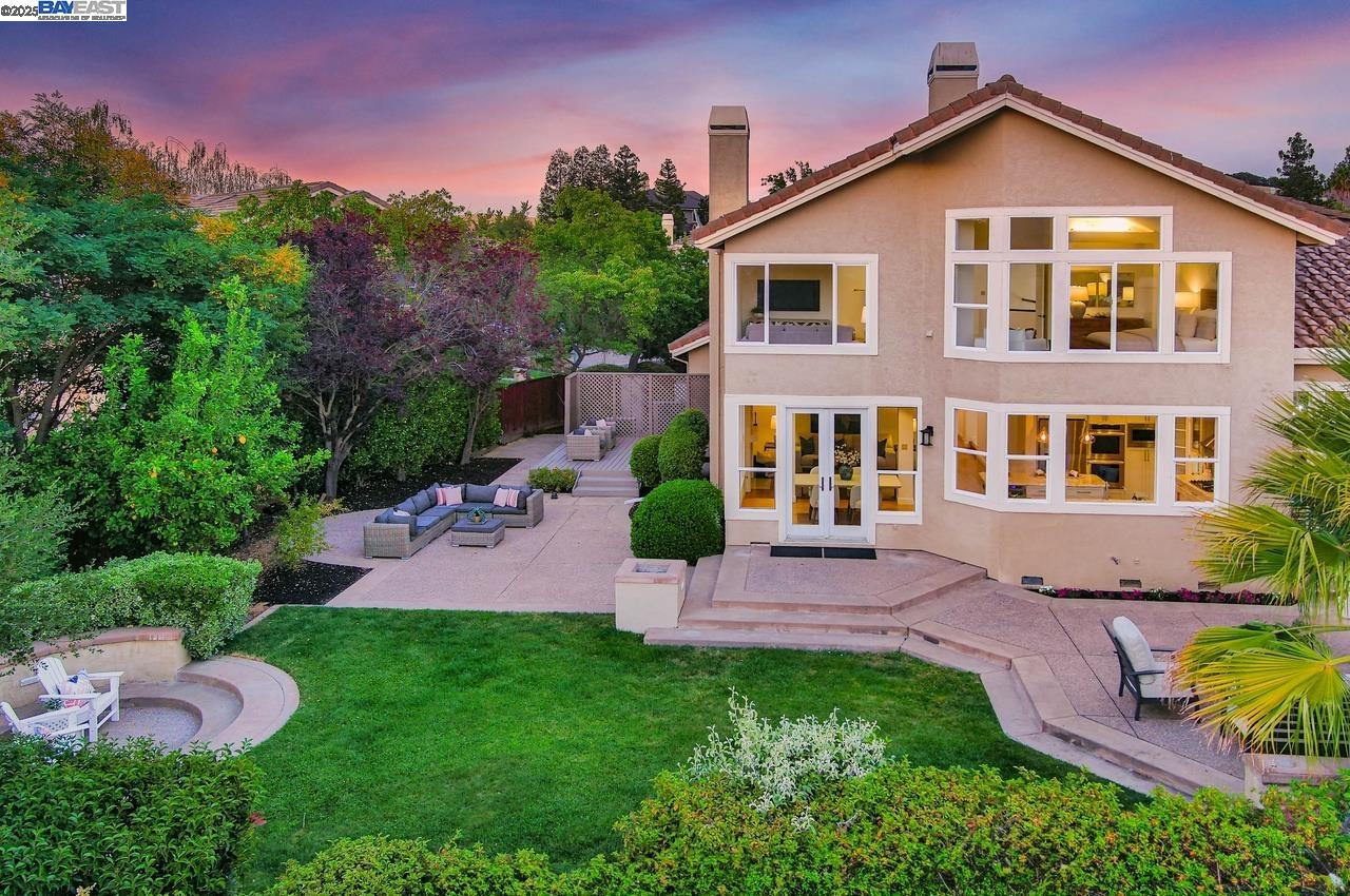 Detail Gallery Image 2 of 60 For 3650 Locke Ct, Pleasanton,  CA 94566 - 5 Beds | 3/1 Baths