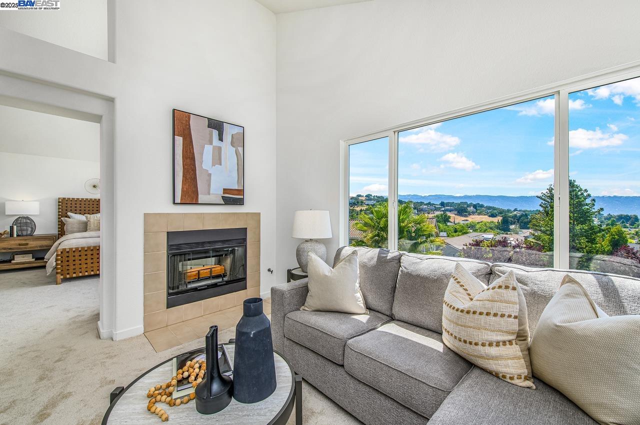 Detail Gallery Image 36 of 60 For 3650 Locke Ct, Pleasanton,  CA 94566 - 5 Beds | 3/1 Baths