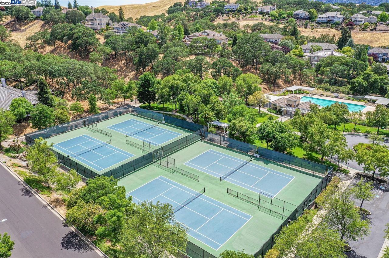 Detail Gallery Image 59 of 60 For 3650 Locke Ct, Pleasanton,  CA 94566 - 5 Beds | 3/1 Baths