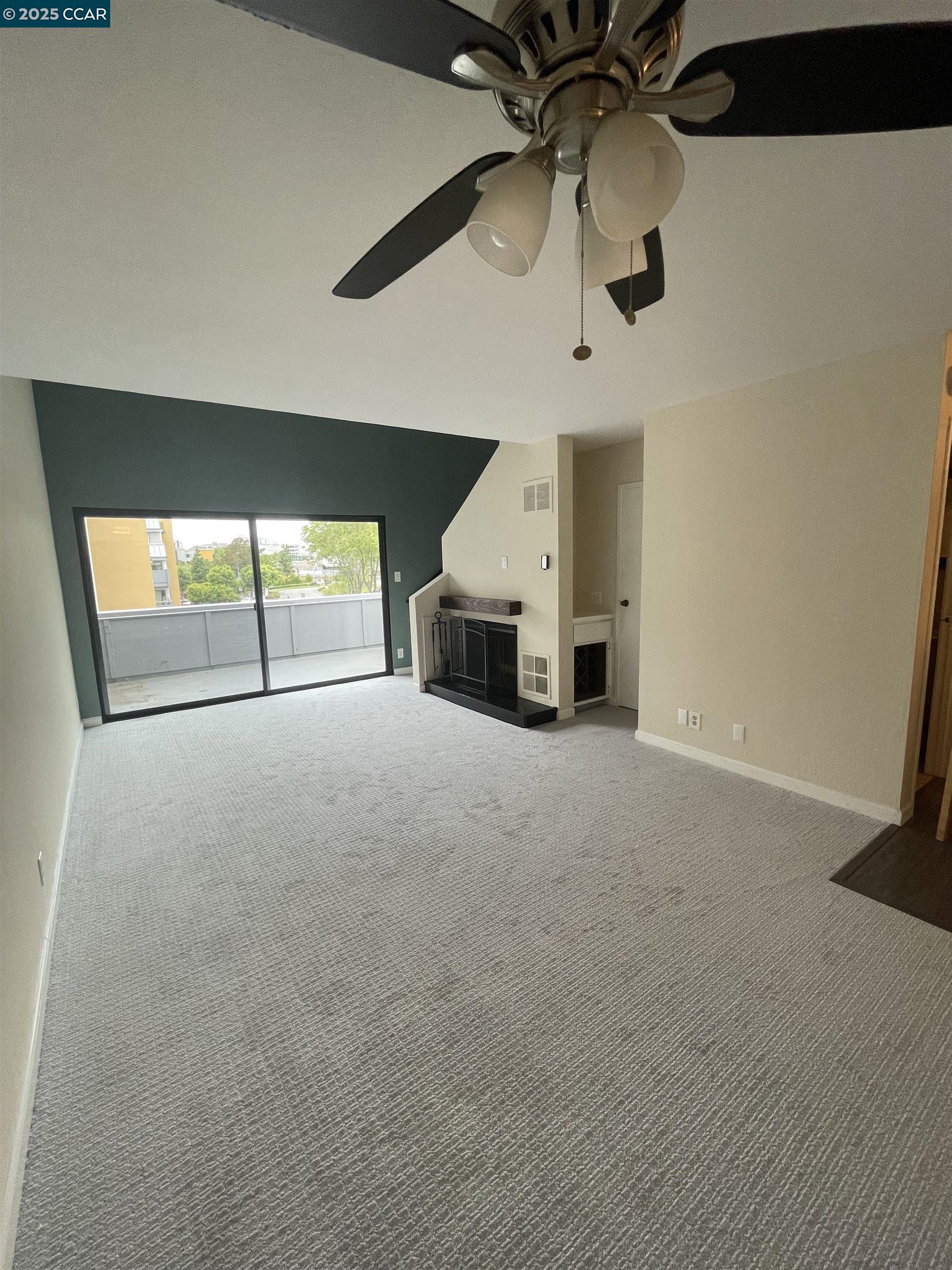 Detail Gallery Image 12 of 28 For 3 Embarcadero #233,  Oakland,  CA 94607 - 1 Beds | 1/1 Baths