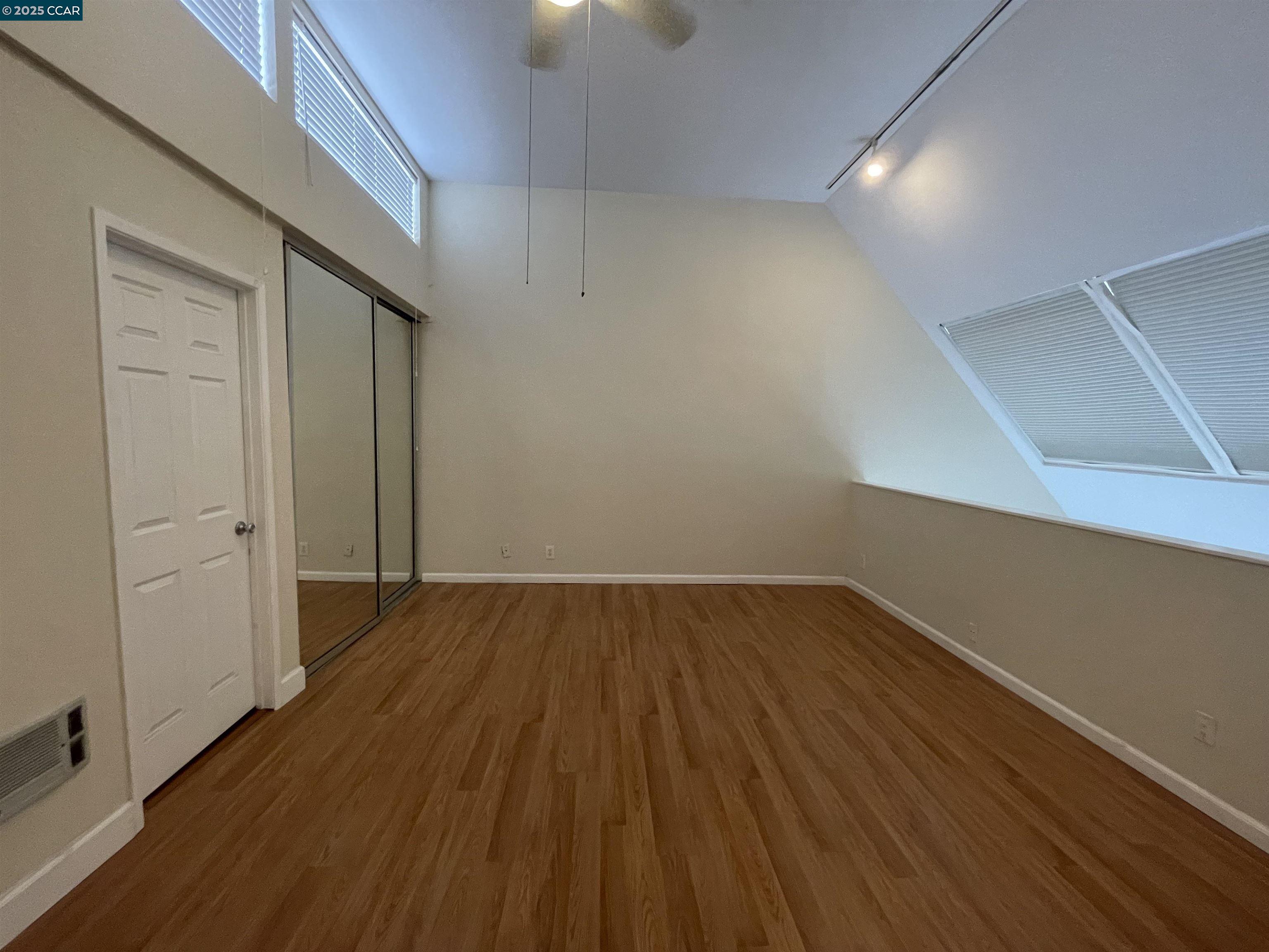 Detail Gallery Image 23 of 28 For 3 Embarcadero #233,  Oakland,  CA 94607 - 1 Beds | 1/1 Baths