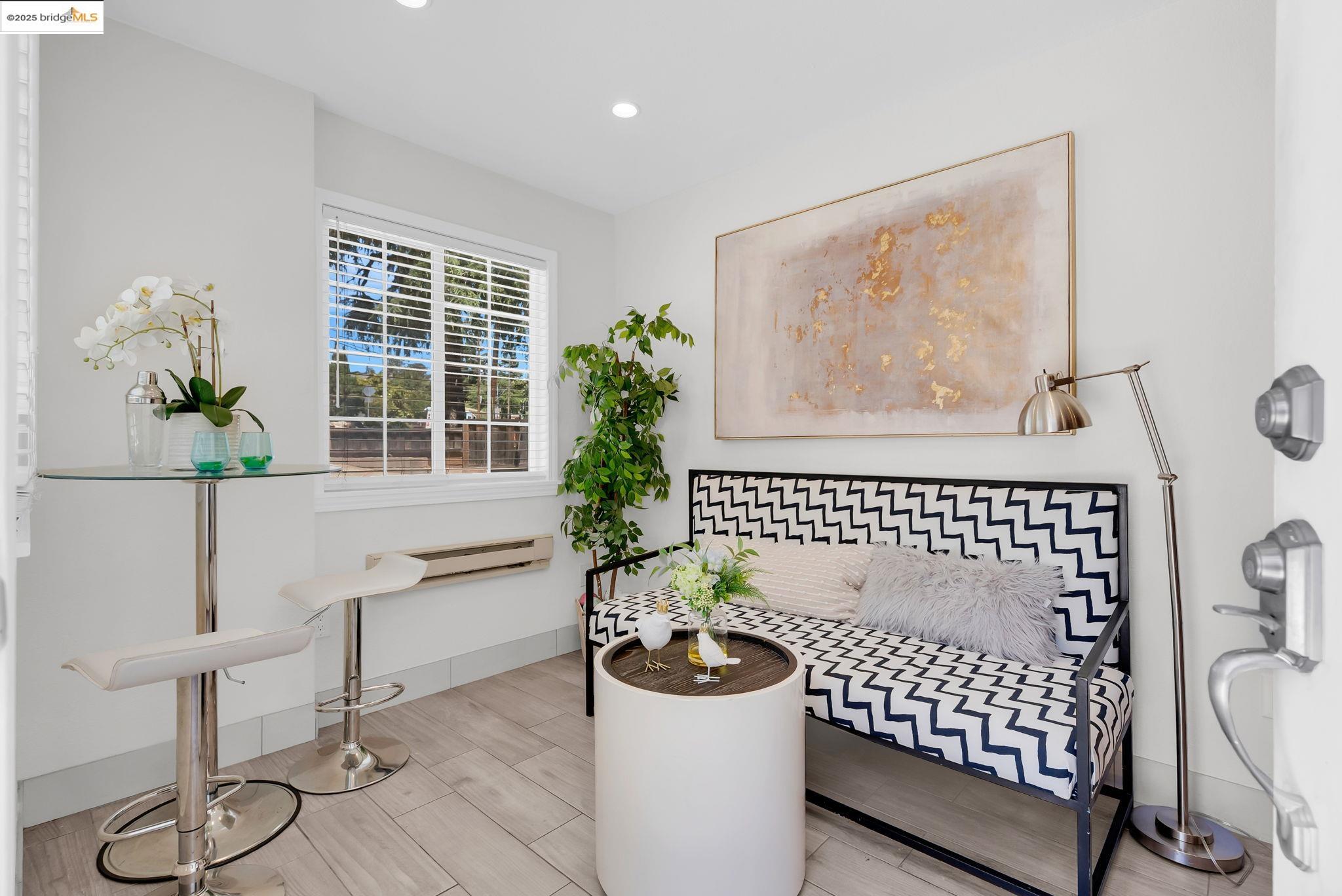 Detail Gallery Image 28 of 59 For 19792 Stanton Ave, Castro Valley,  CA 94546 - 3 Beds | 1/1 Baths