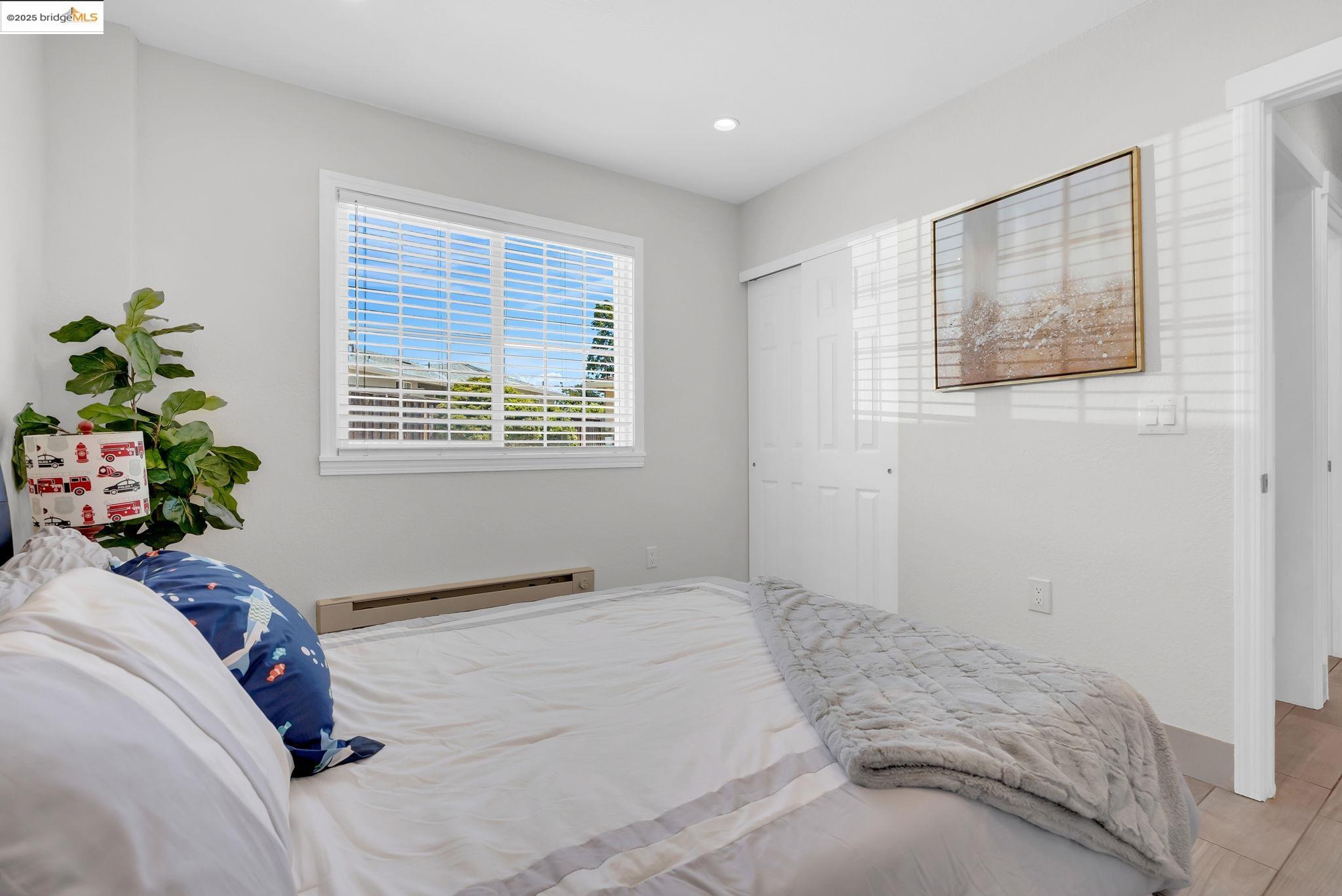 Detail Gallery Image 38 of 59 For 19792 Stanton Ave, Castro Valley,  CA 94546 - 3 Beds | 1/1 Baths