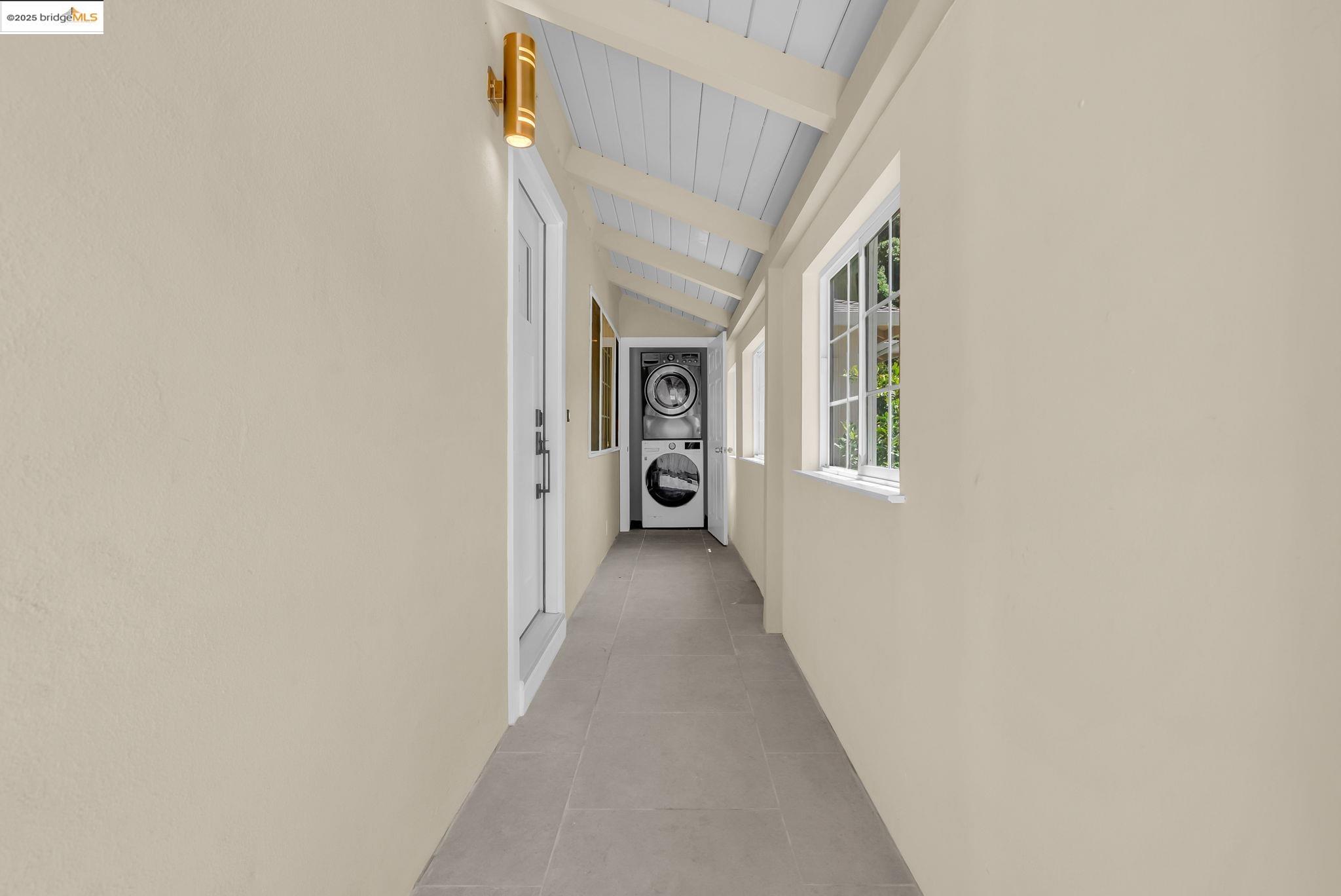 Detail Gallery Image 40 of 59 For 19792 Stanton Ave, Castro Valley,  CA 94546 - 3 Beds | 1/1 Baths