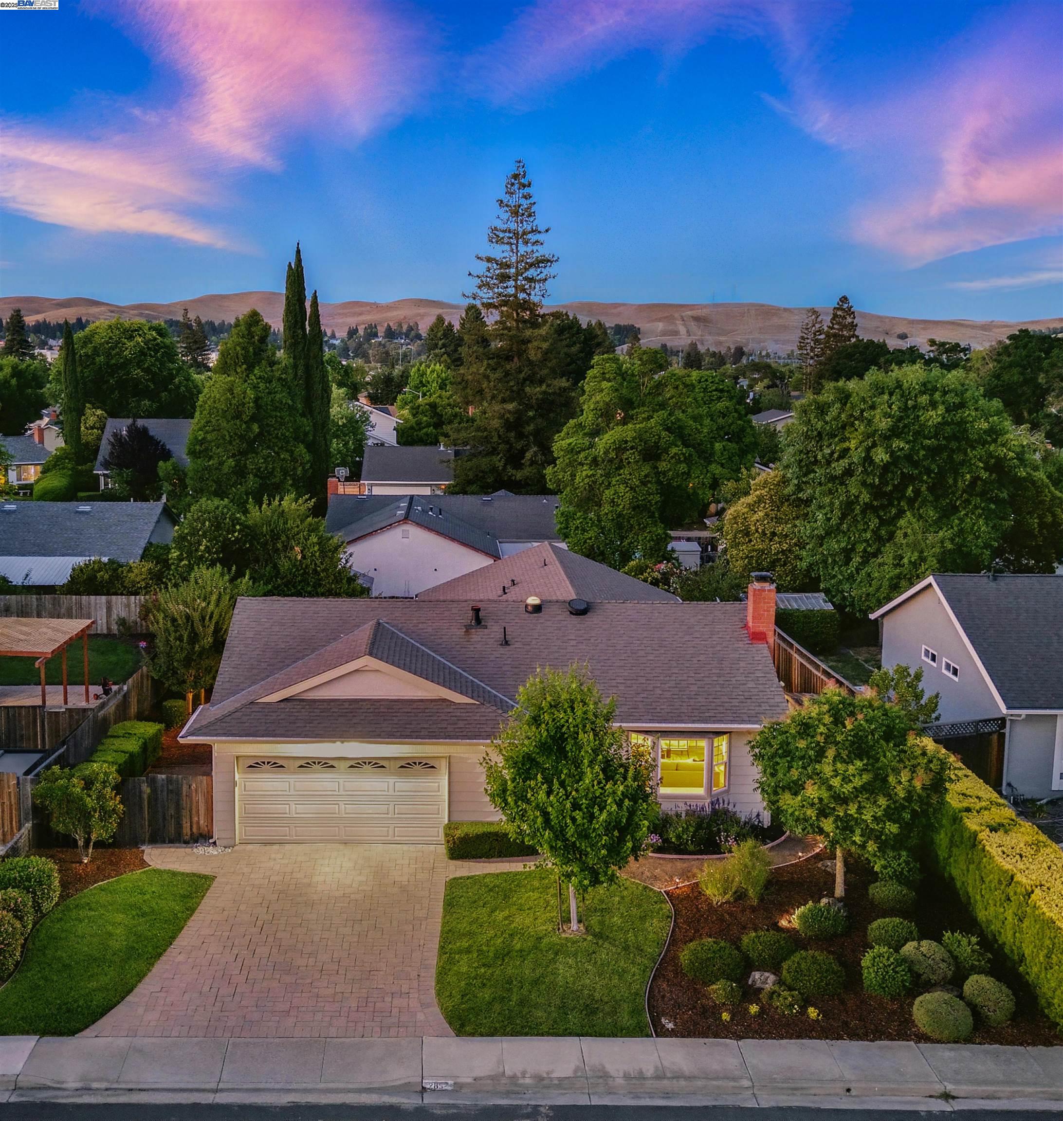 Detail Gallery Image 1 of 1 For 2852 Biddleford Dr, San Ramon,  CA 94583 - 4 Beds | 2 Baths