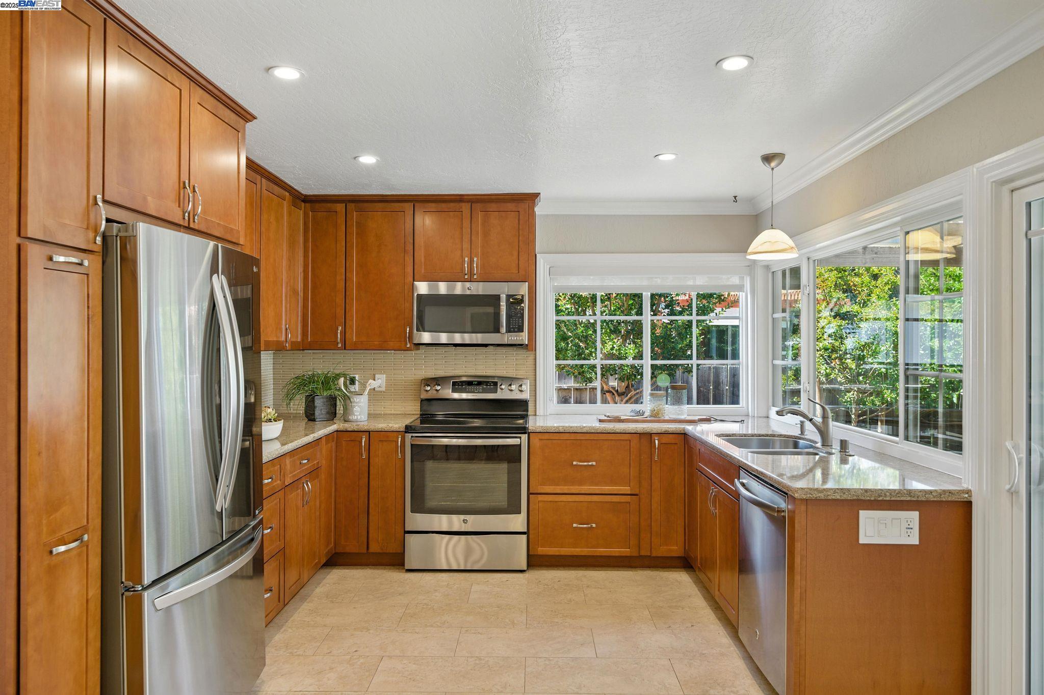Detail Gallery Image 6 of 37 For 2852 Biddleford Dr, San Ramon,  CA 94583 - 4 Beds | 2 Baths