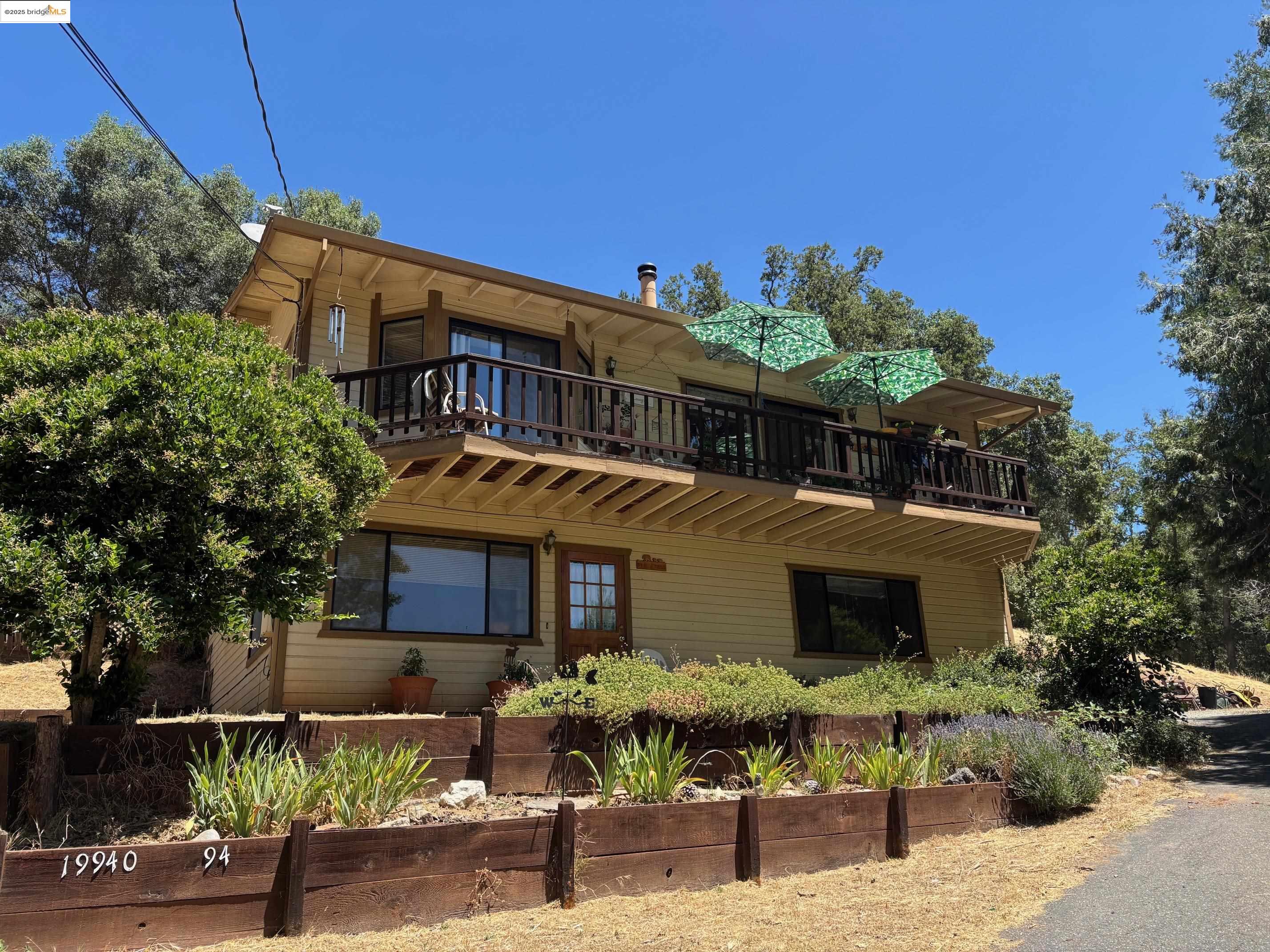 Detail Gallery Image 1 of 33 For 19940 Deerbrush Ct., Groveland,  CA 95321-9414 - 3 Beds | 2 Baths