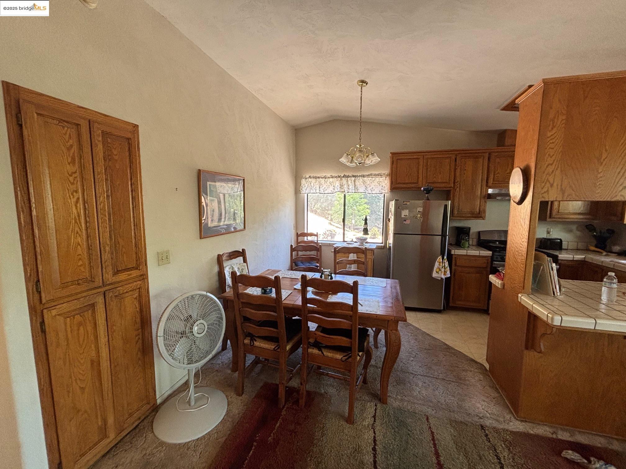 Detail Gallery Image 6 of 33 For 19940 Deerbrush Ct., Groveland,  CA 95321-9414 - 3 Beds | 2 Baths