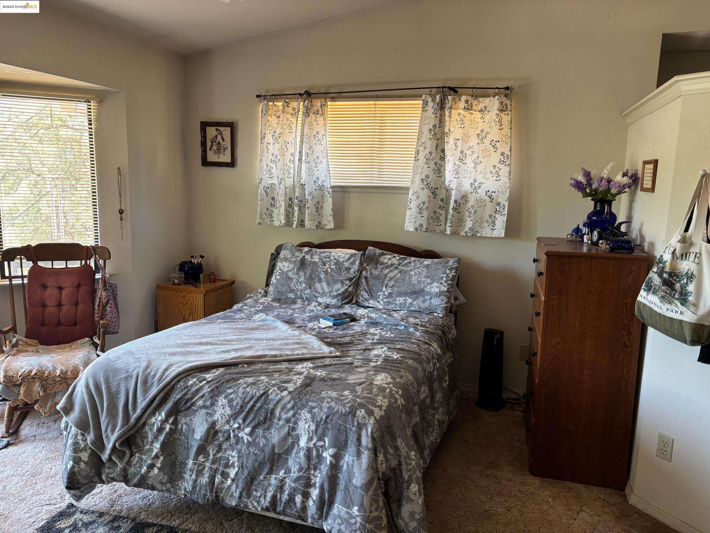 Detail Gallery Image 8 of 33 For 19940 Deerbrush Ct., Groveland,  CA 95321-9414 - 3 Beds | 2 Baths