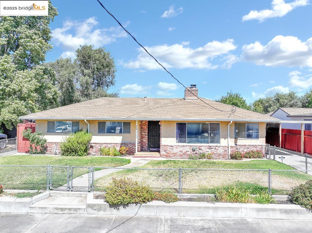 Detail Gallery Image 1 of 1 For 500 5th St, Oakley,  CA 94561 - 3 Beds | 2/1 Baths