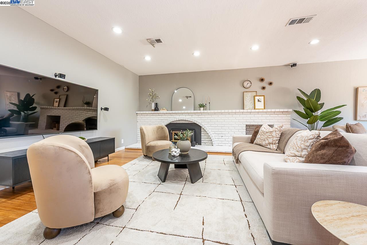 Detail Gallery Image 24 of 57 For 4732 Loretta Way, Union City,  CA 94587 - 3 Beds | 2 Baths