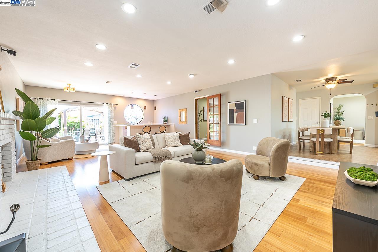 Detail Gallery Image 27 of 57 For 4732 Loretta Way, Union City,  CA 94587 - 3 Beds | 2 Baths