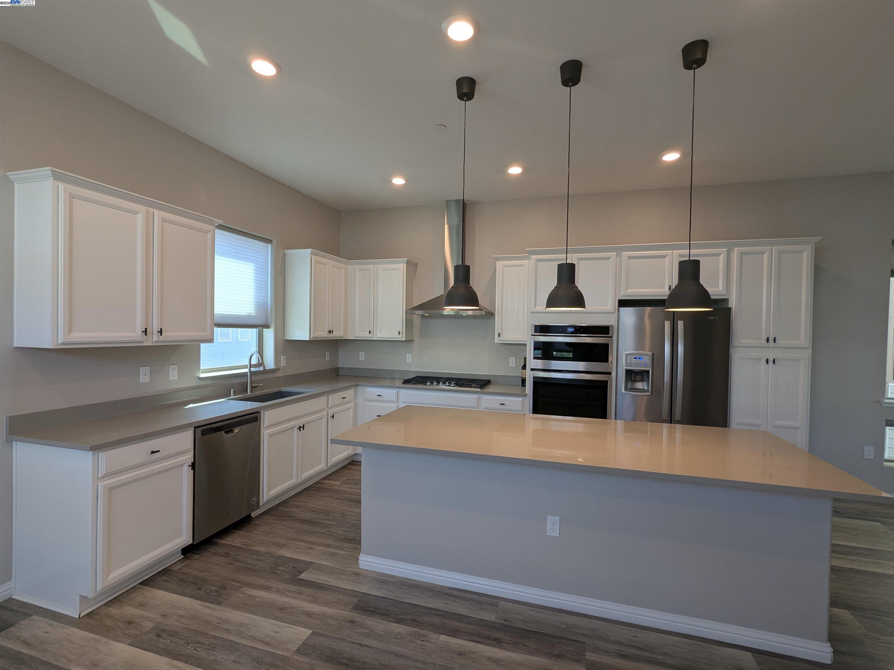 Detail Gallery Image 10 of 43 For 5840 Virtual Ln, San Jose,  CA 95119 - 4 Beds | 3/1 Baths