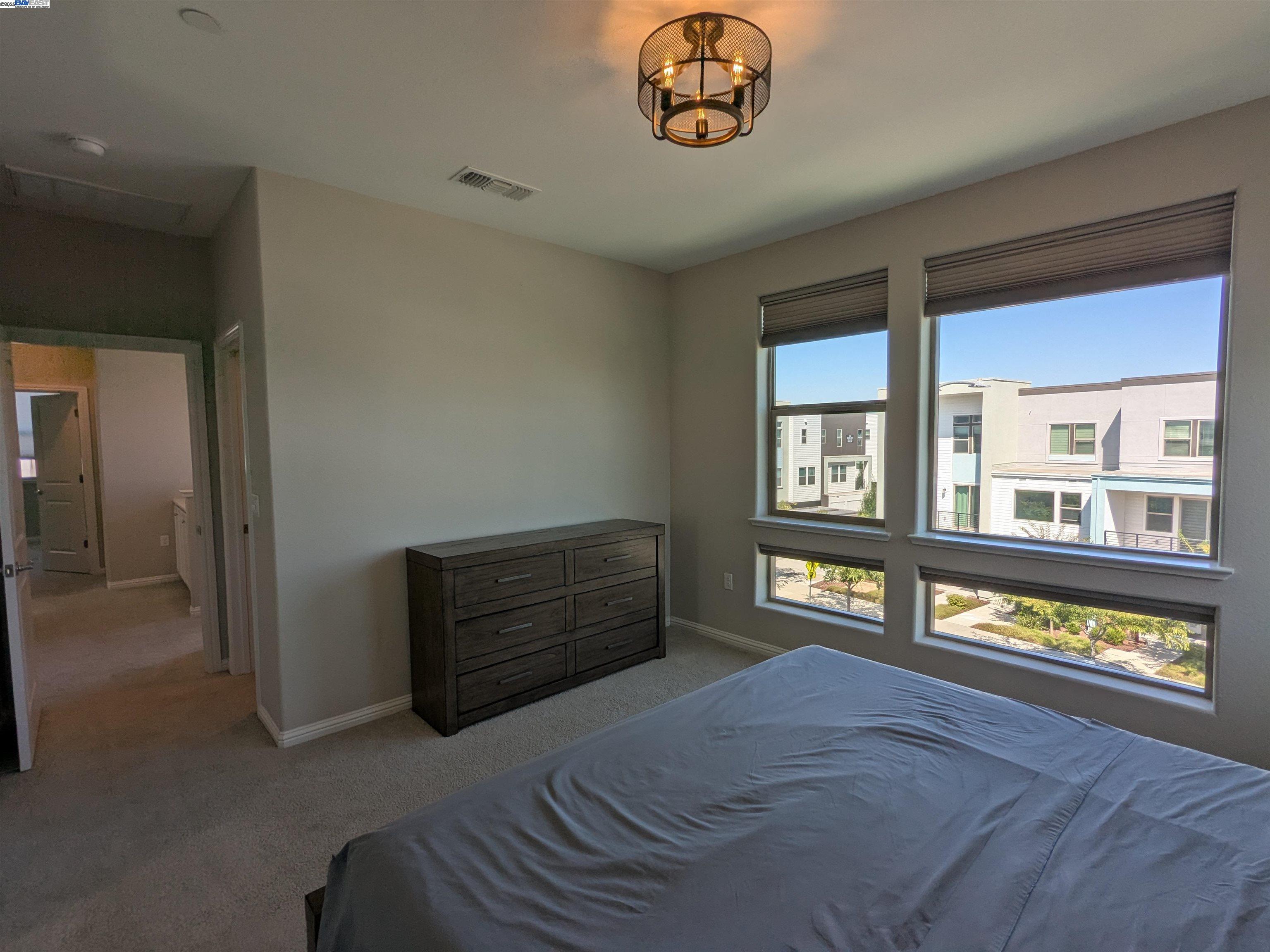 Detail Gallery Image 19 of 43 For 5840 Virtual Ln, San Jose,  CA 95119 - 4 Beds | 3/1 Baths