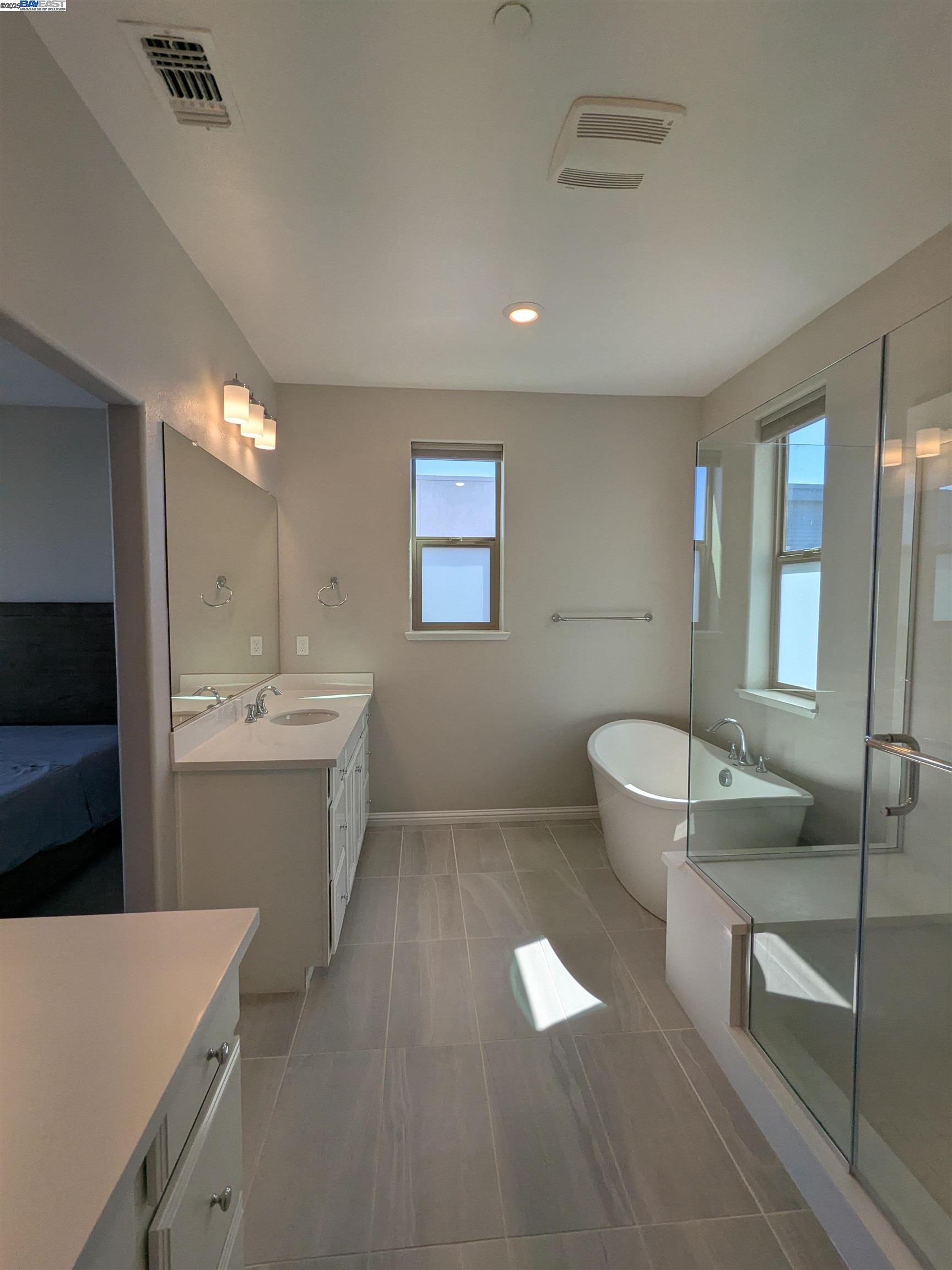 Detail Gallery Image 20 of 43 For 5840 Virtual Ln, San Jose,  CA 95119 - 4 Beds | 3/1 Baths
