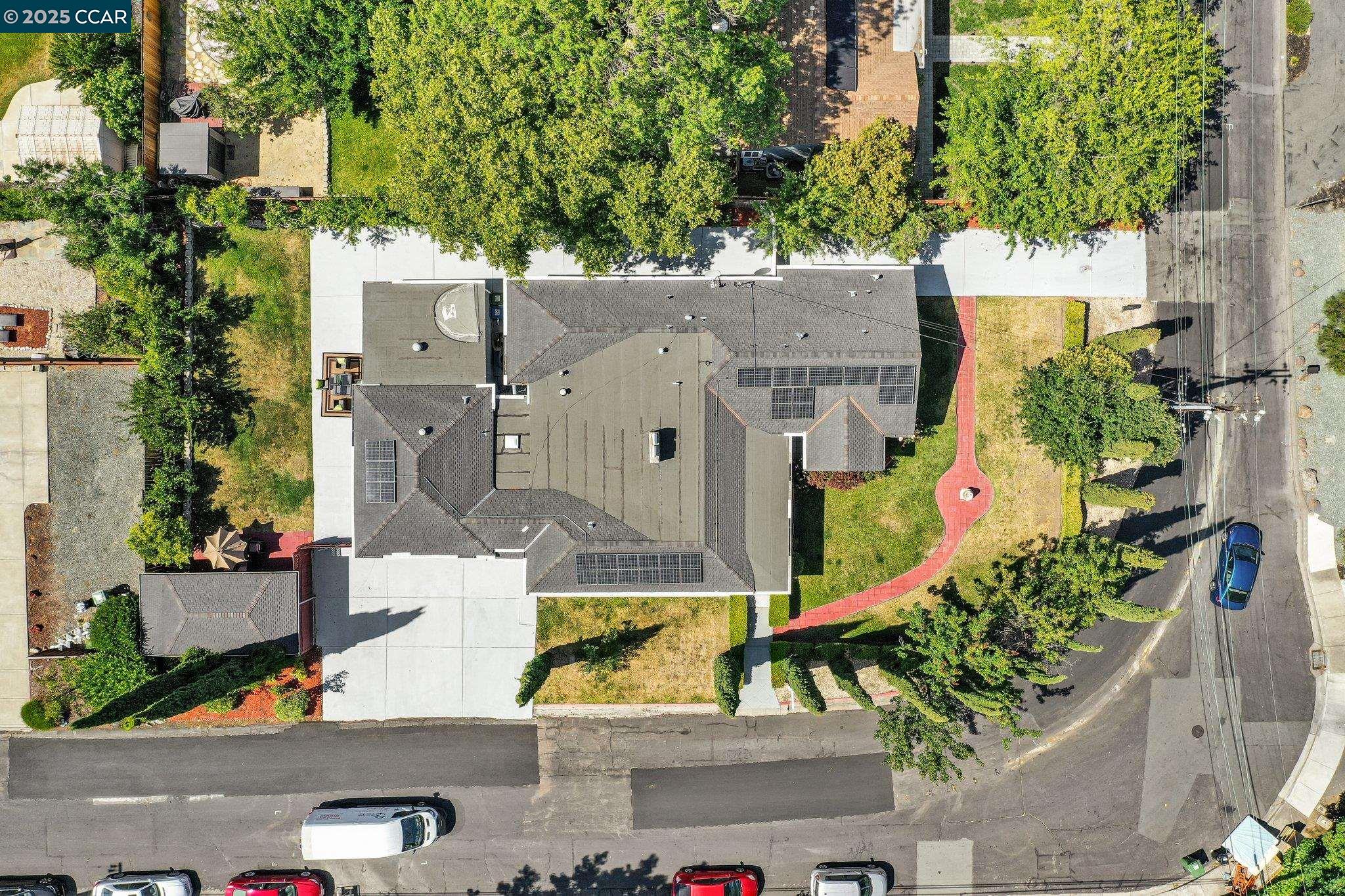 Detail Gallery Image 47 of 48 For 2401 Casa Way, Walnut Creek,  CA 94597 - 4 Beds | 3 Baths
