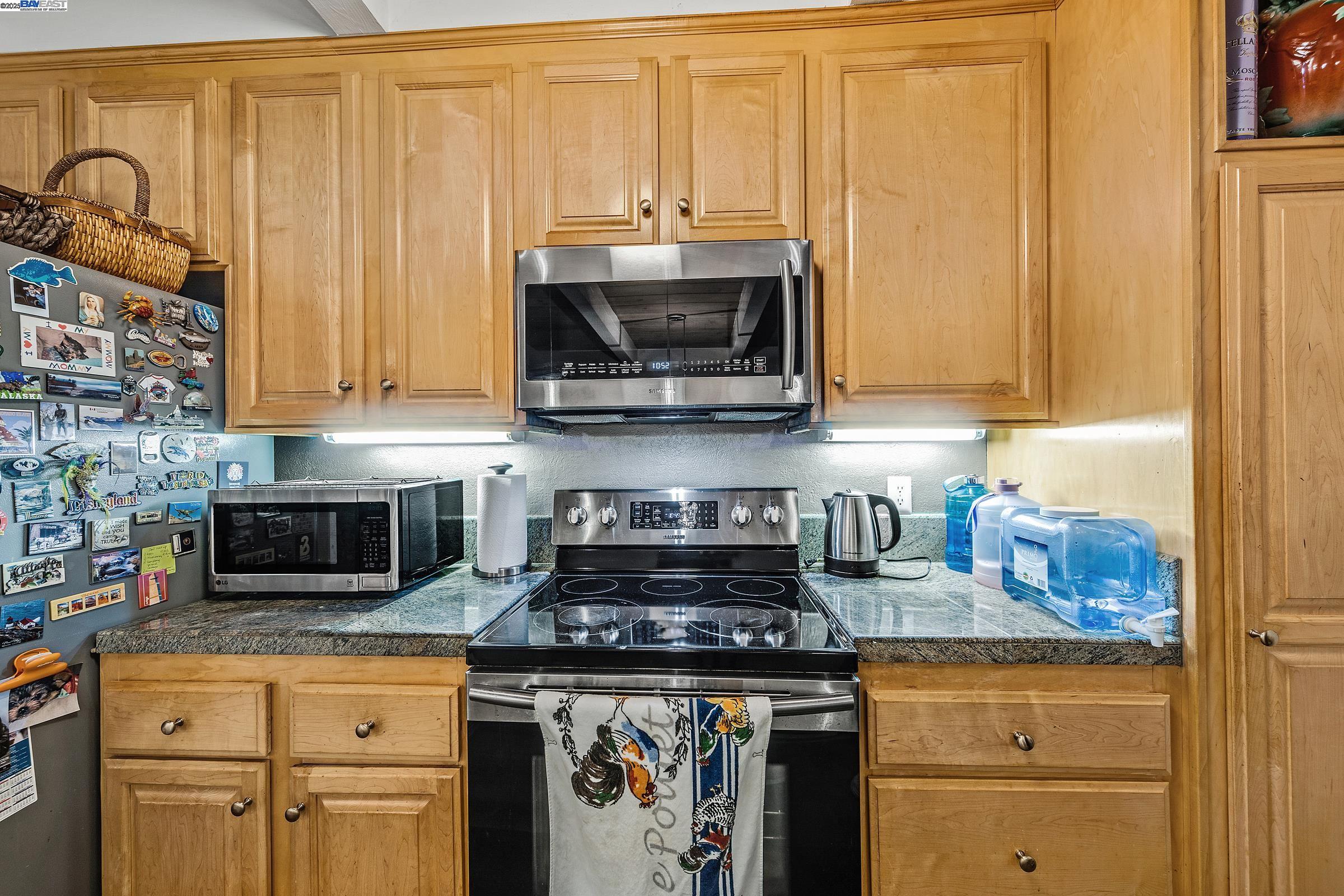 Photo #8: 41103792 Listing: Photo #8