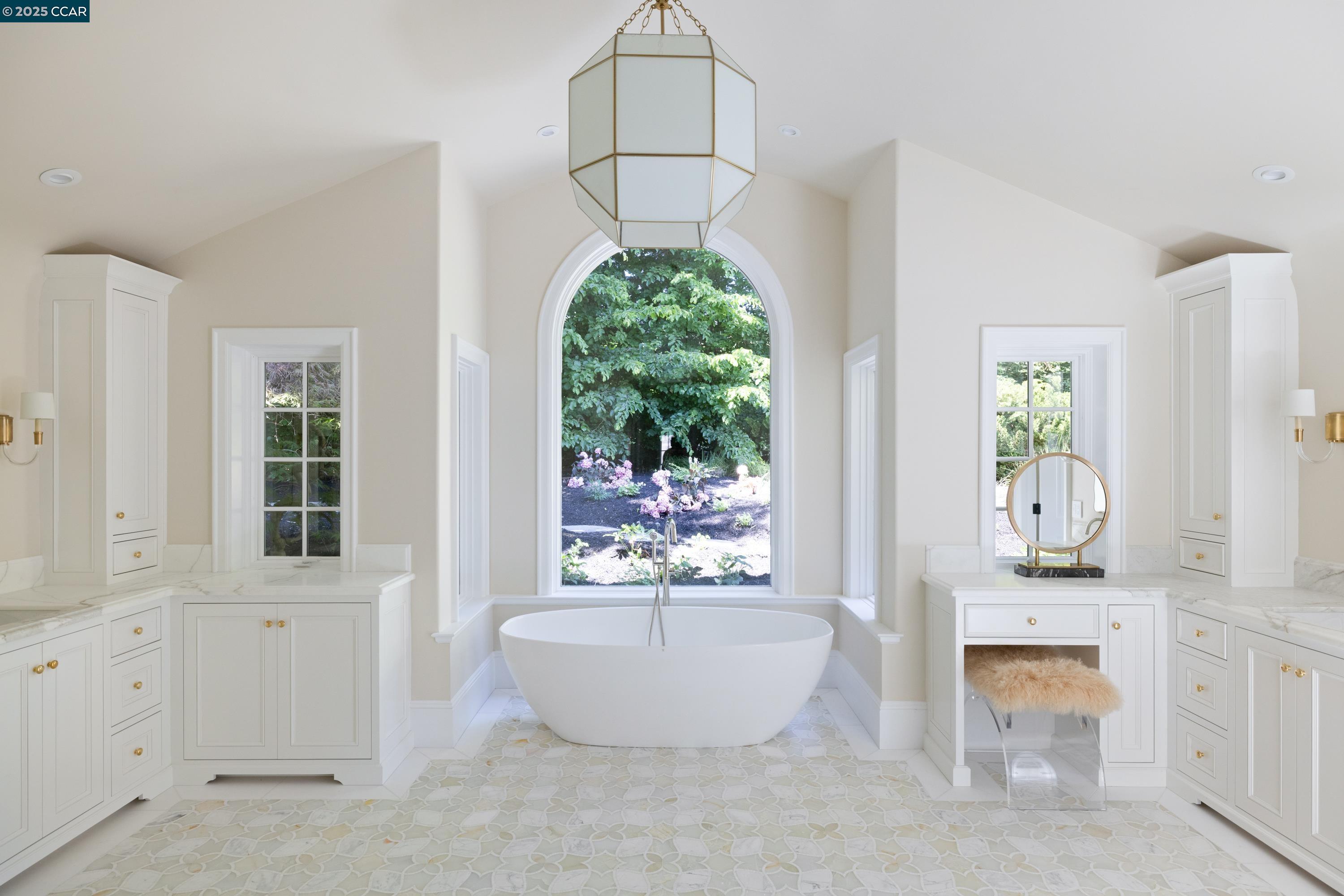 Detail Gallery Image 30 of 59 For 3828 Happy Valley Road, Lafayette,  CA 94549 - 5 Beds | 6/1 Baths