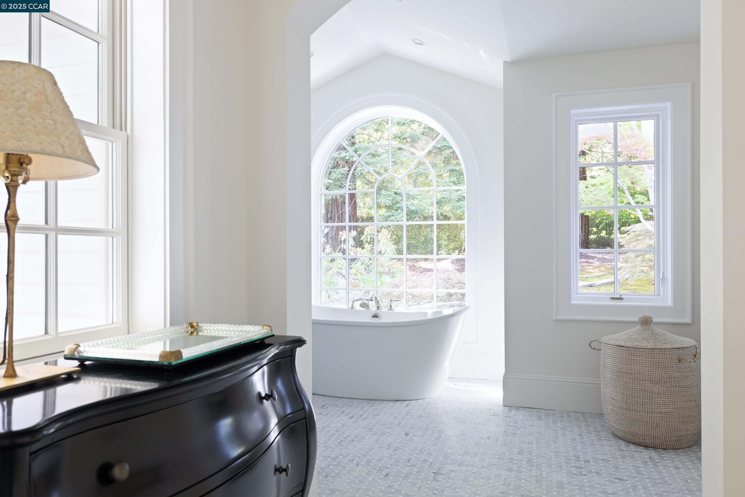Detail Gallery Image 36 of 59 For 3828 Happy Valley Road, Lafayette,  CA 94549 - 5 Beds | 6/1 Baths