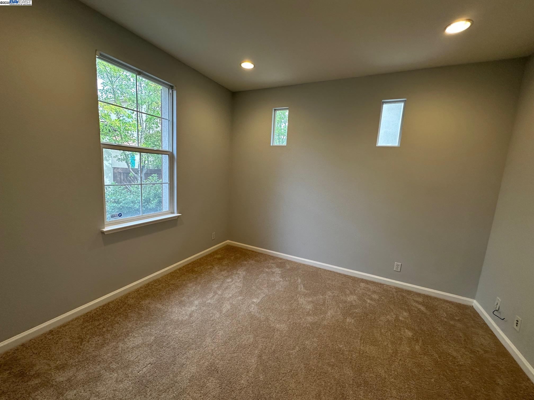 Detail Gallery Image 4 of 25 For 9808 Belladonna Dr, San Ramon,  CA 94582 - 3 Beds | 2/1 Baths