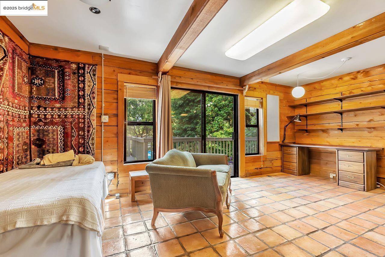 Detail Gallery Image 30 of 47 For 5950 Grizzly Peak Blvd, Oakland,  CA 94611 - 4 Beds | 3/1 Baths