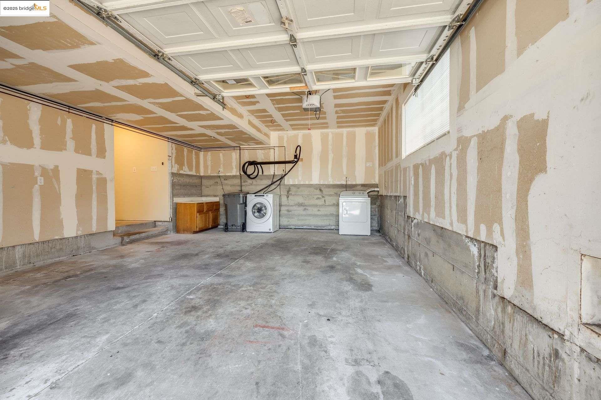 Detail Gallery Image 23 of 26 For 5312 Clinton Ave, Richmond,  CA 94805 - 3 Beds | 2/1 Baths
