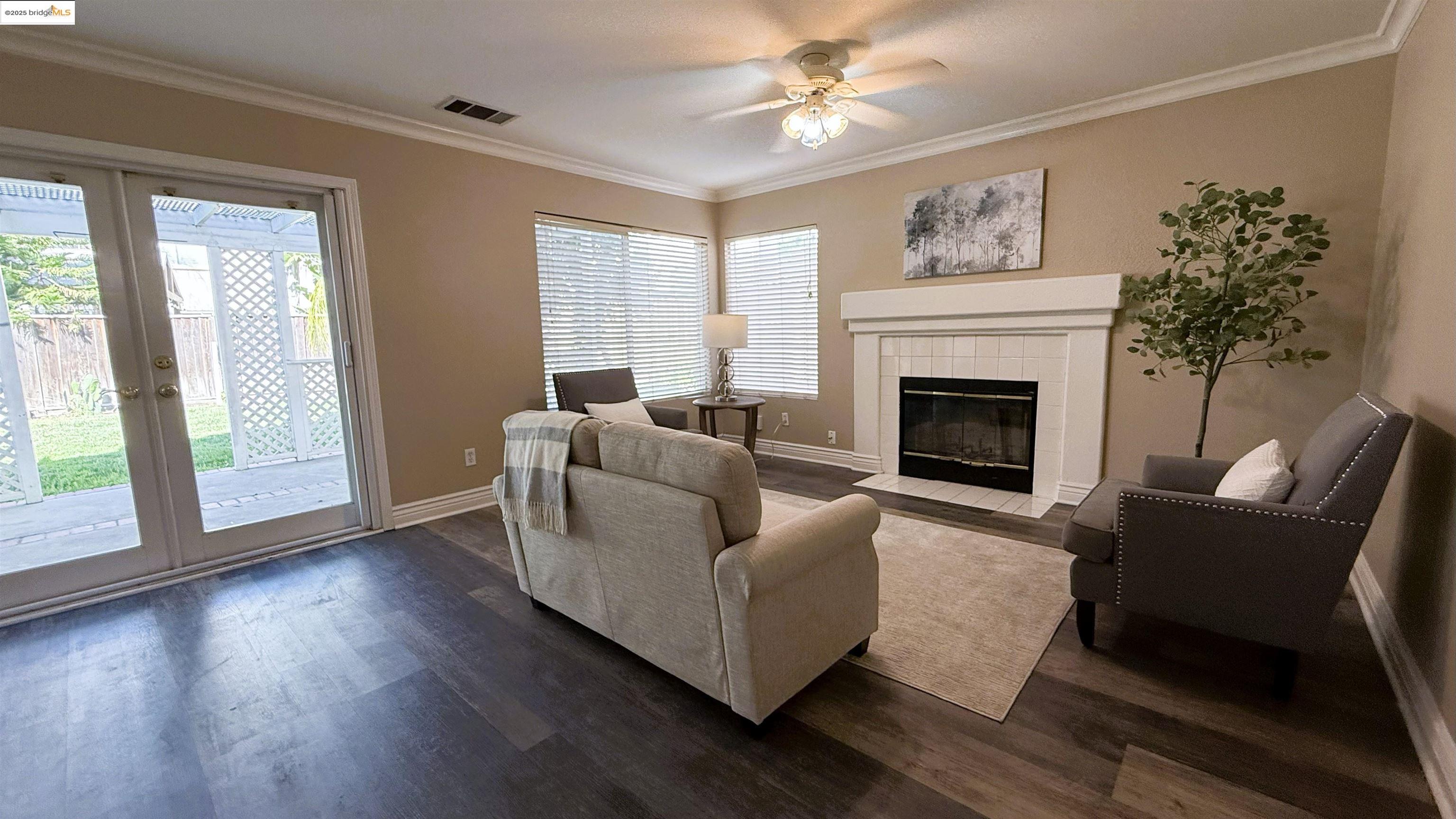 Detail Gallery Image 14 of 31 For 4522 Rock Island Dr, Antioch,  CA 94509 - 4 Beds | 2/1 Baths