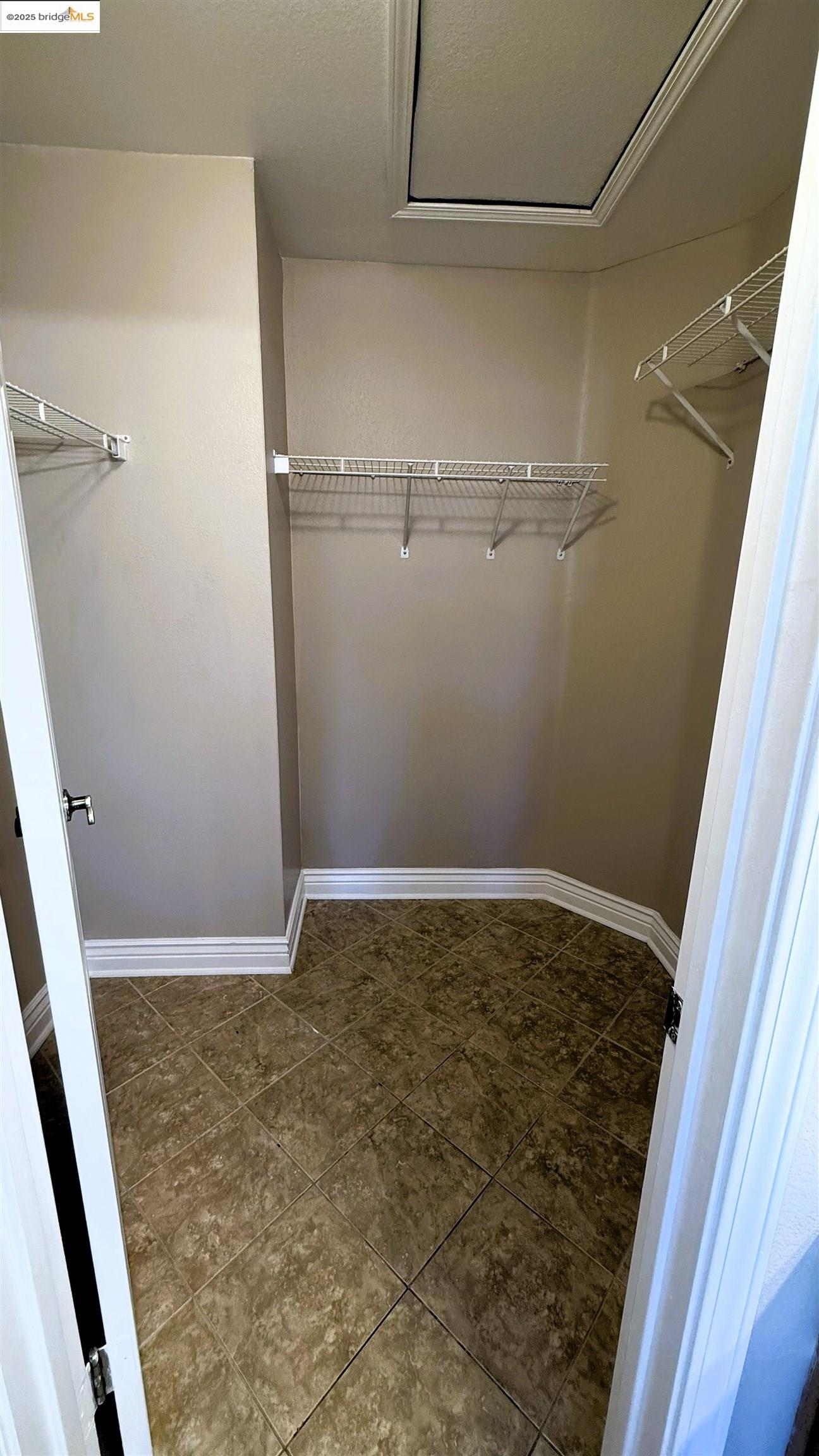 Detail Gallery Image 24 of 31 For 4522 Rock Island Dr, Antioch,  CA 94509 - 4 Beds | 2/1 Baths