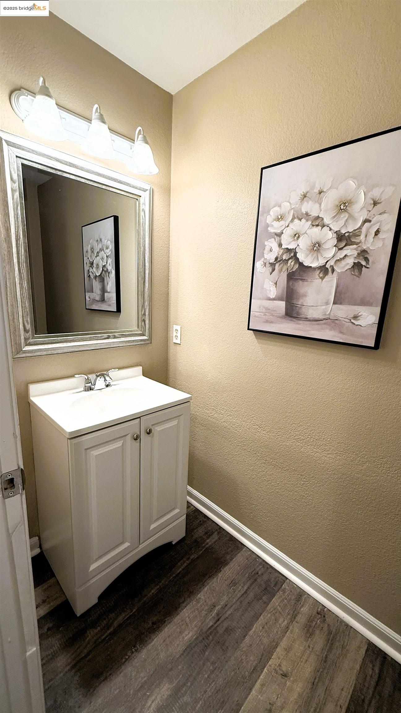 Detail Gallery Image 7 of 31 For 4522 Rock Island Dr, Antioch,  CA 94509 - 4 Beds | 2/1 Baths