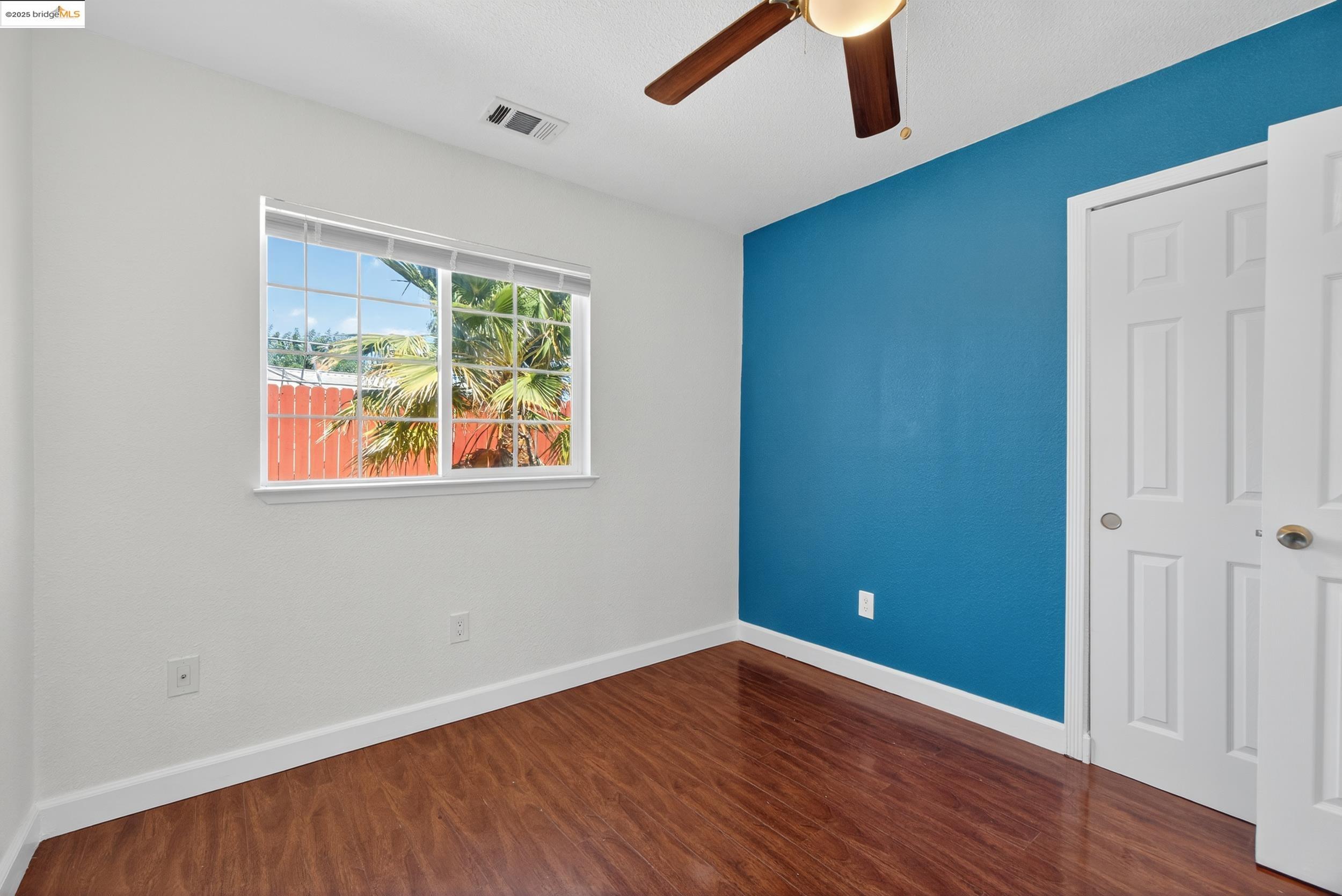 Detail Gallery Image 23 of 35 For 266 Warren Way, Pittsburg,  CA 94565 - 3 Beds | 1 Baths