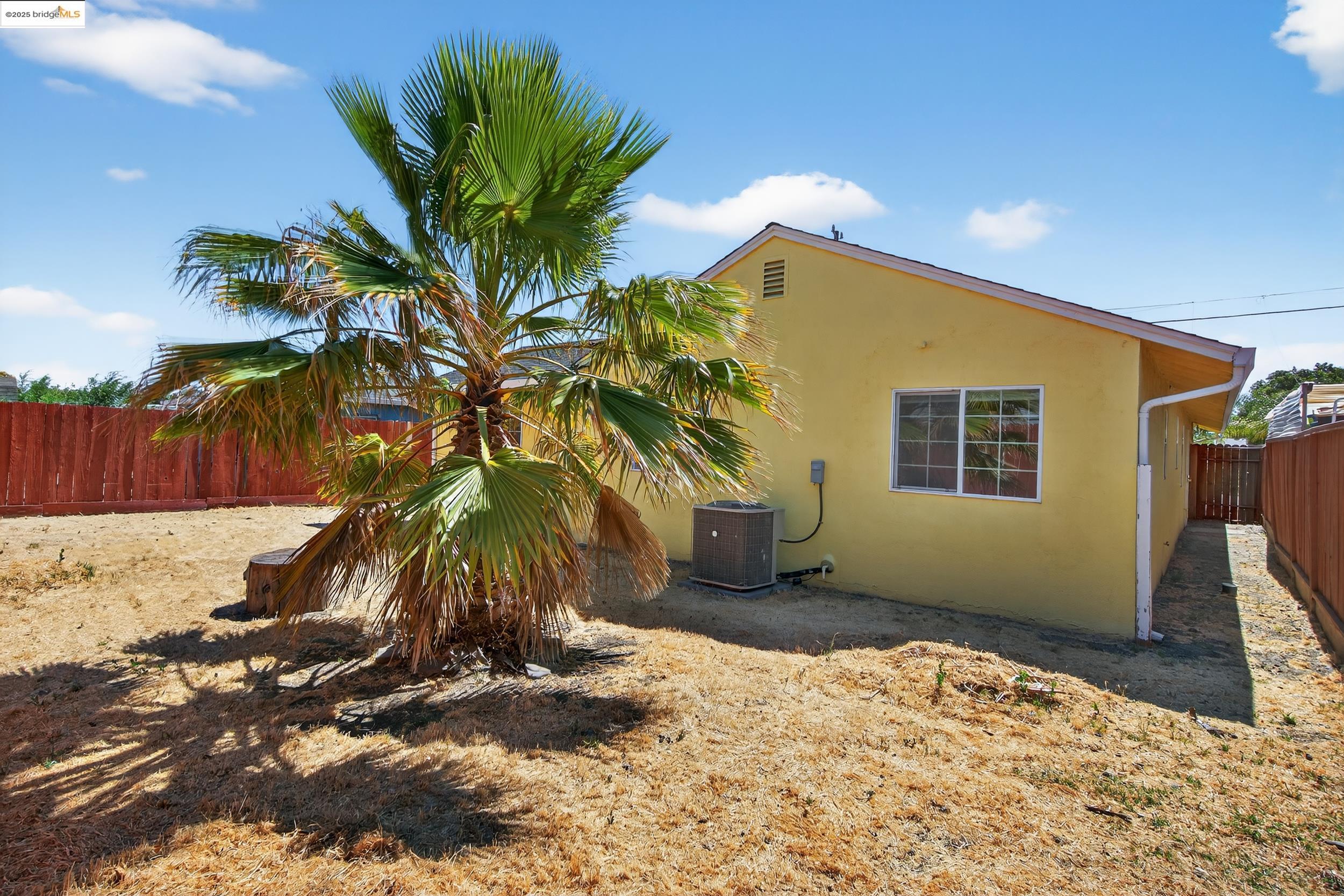 Detail Gallery Image 32 of 35 For 266 Warren Way, Pittsburg,  CA 94565 - 3 Beds | 1 Baths