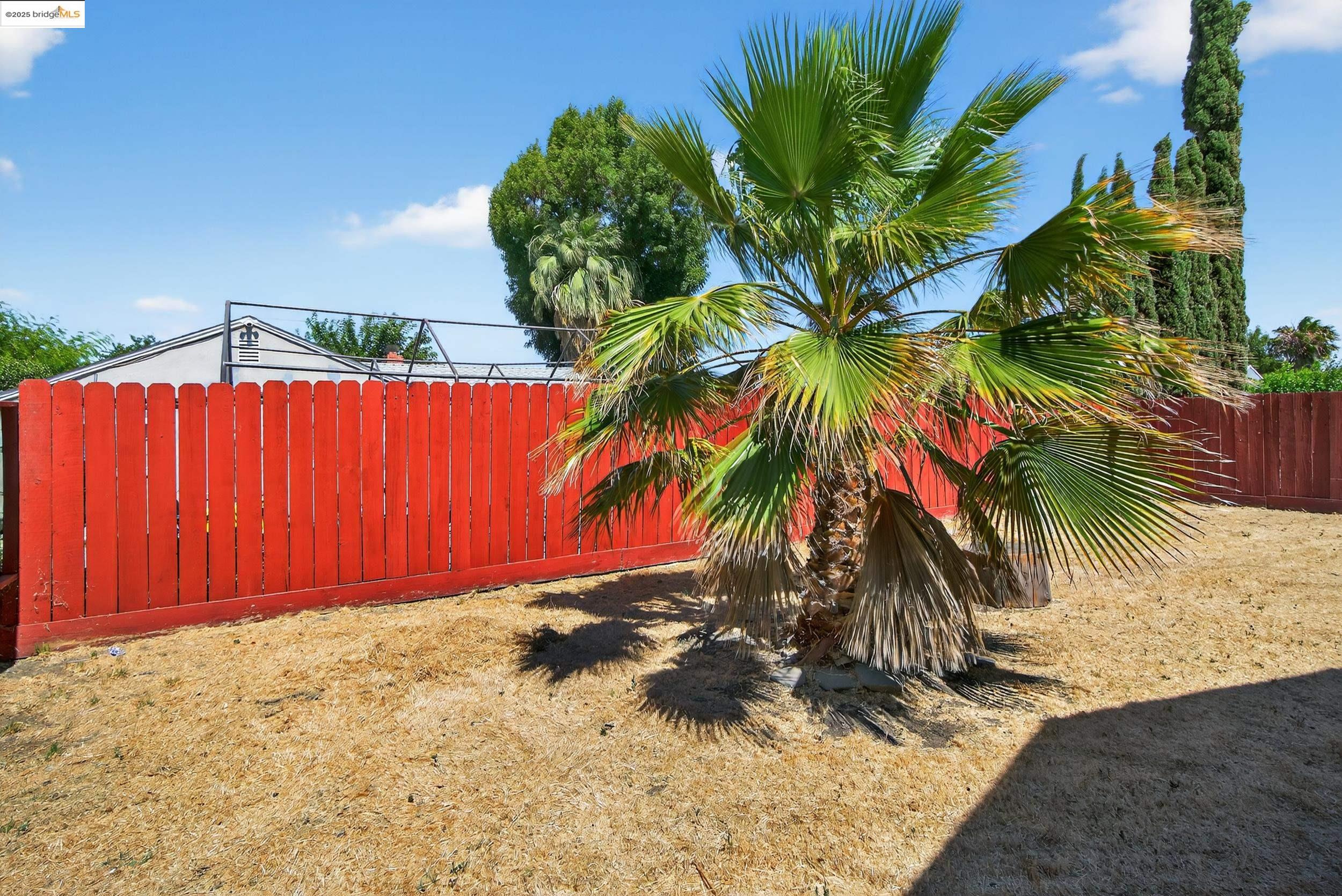 Detail Gallery Image 33 of 35 For 266 Warren Way, Pittsburg,  CA 94565 - 3 Beds | 1 Baths