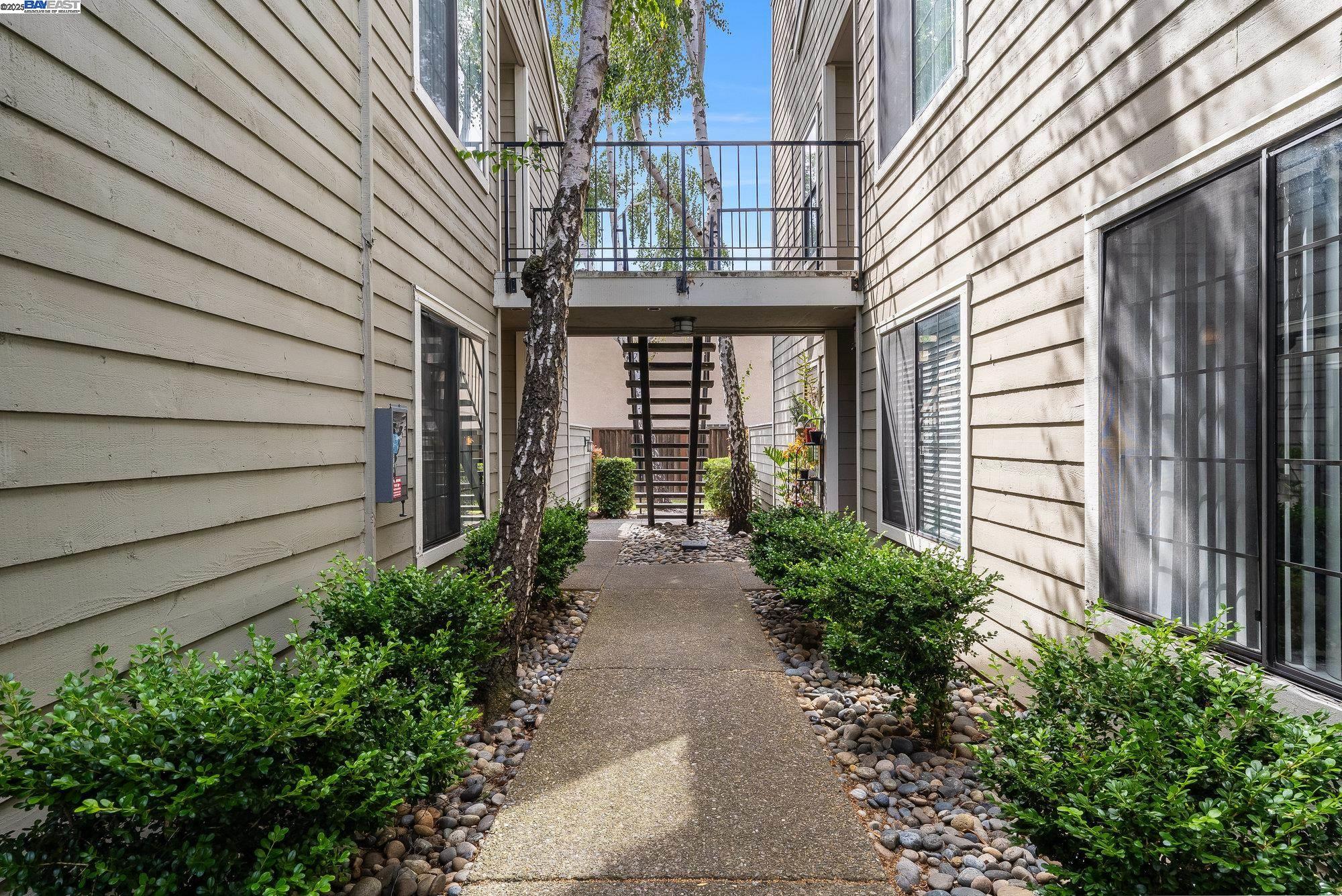 Photo #3: 41103801 Listing 