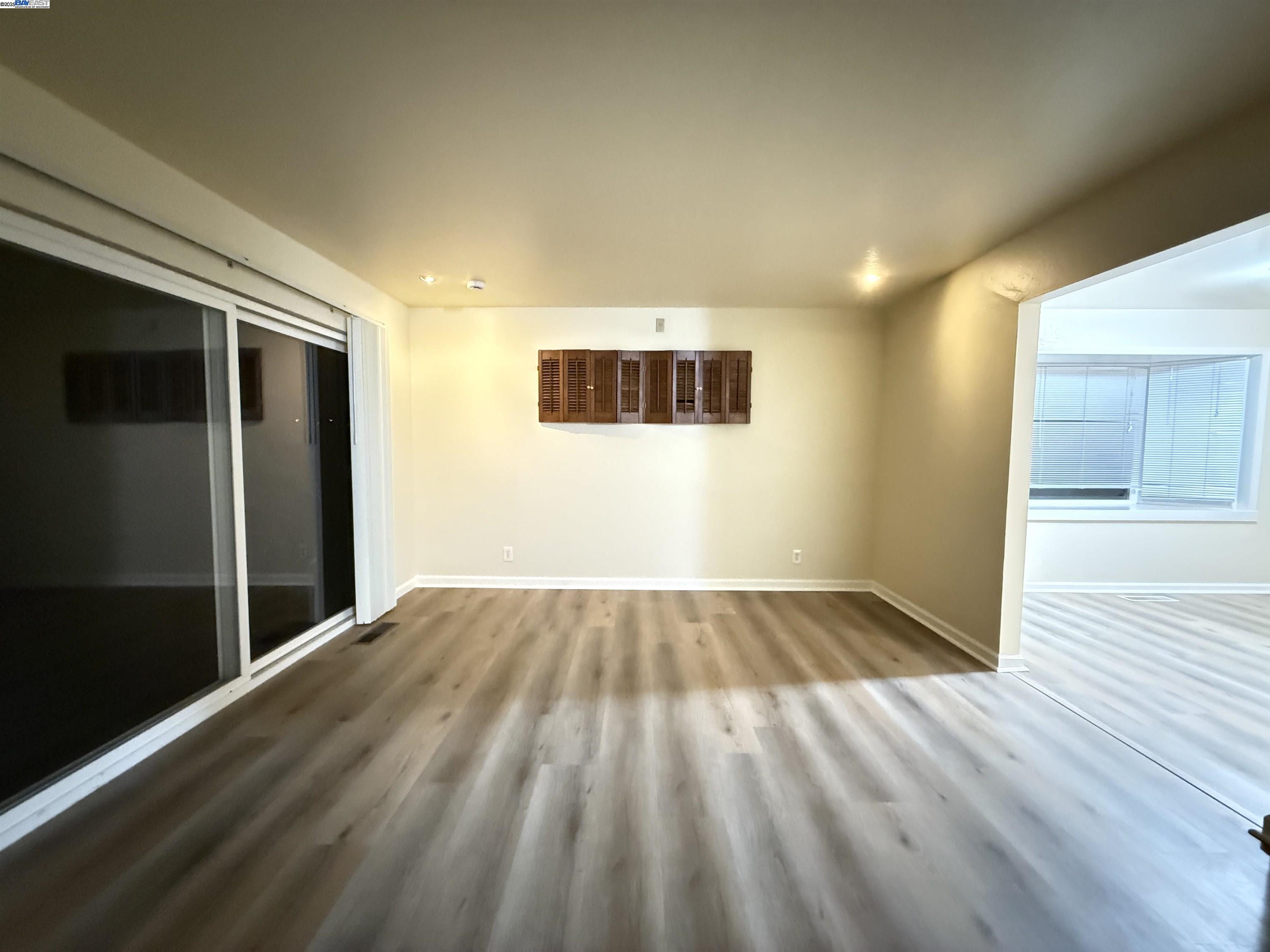 Detail Gallery Image 5 of 21 For 1420 Primrose Way, Cupertino,  CA 95014 - 3 Beds | 2 Baths