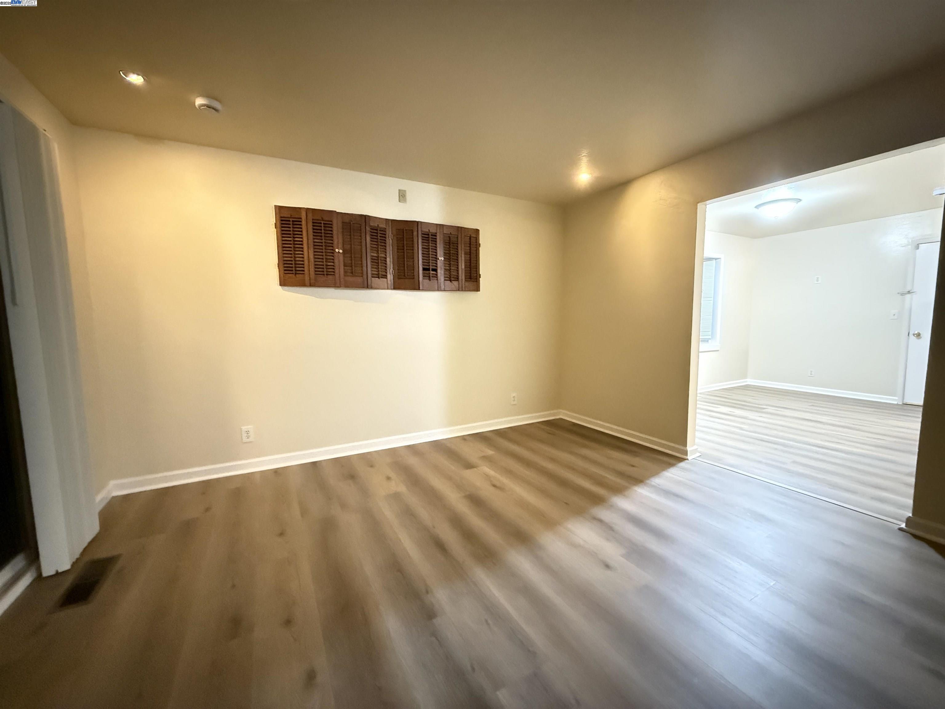 Detail Gallery Image 6 of 21 For 1420 Primrose Way, Cupertino,  CA 95014 - 3 Beds | 2 Baths