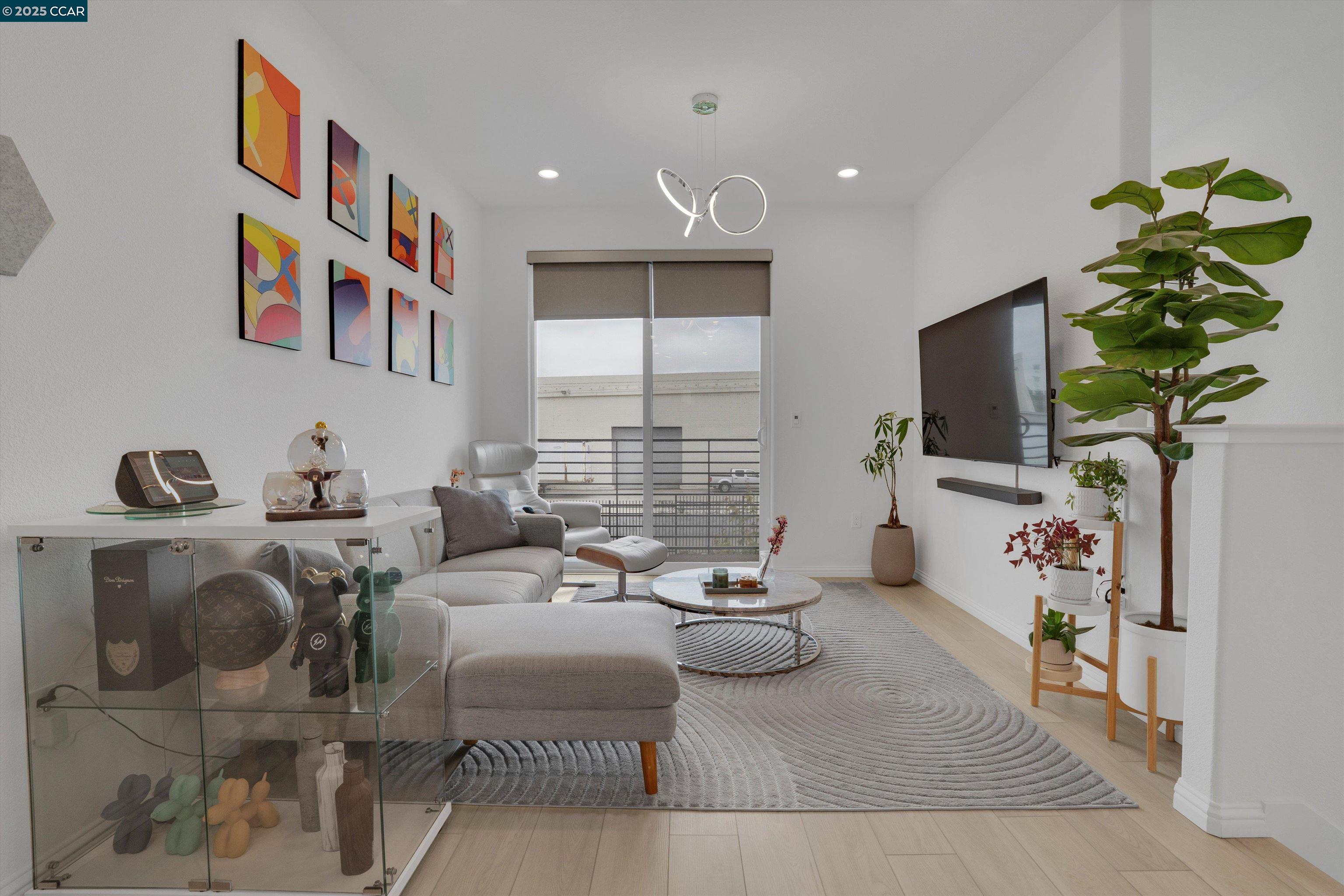 Photo #6: 41103804 Listing 