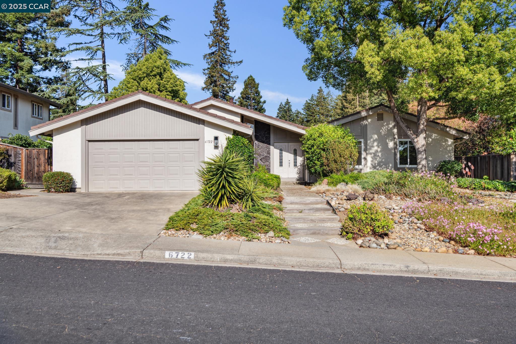 Detail Gallery Image 1 of 1 For 6722 Corte Segunda, Martinez,  CA 94553 - 4 Beds | 2 Baths